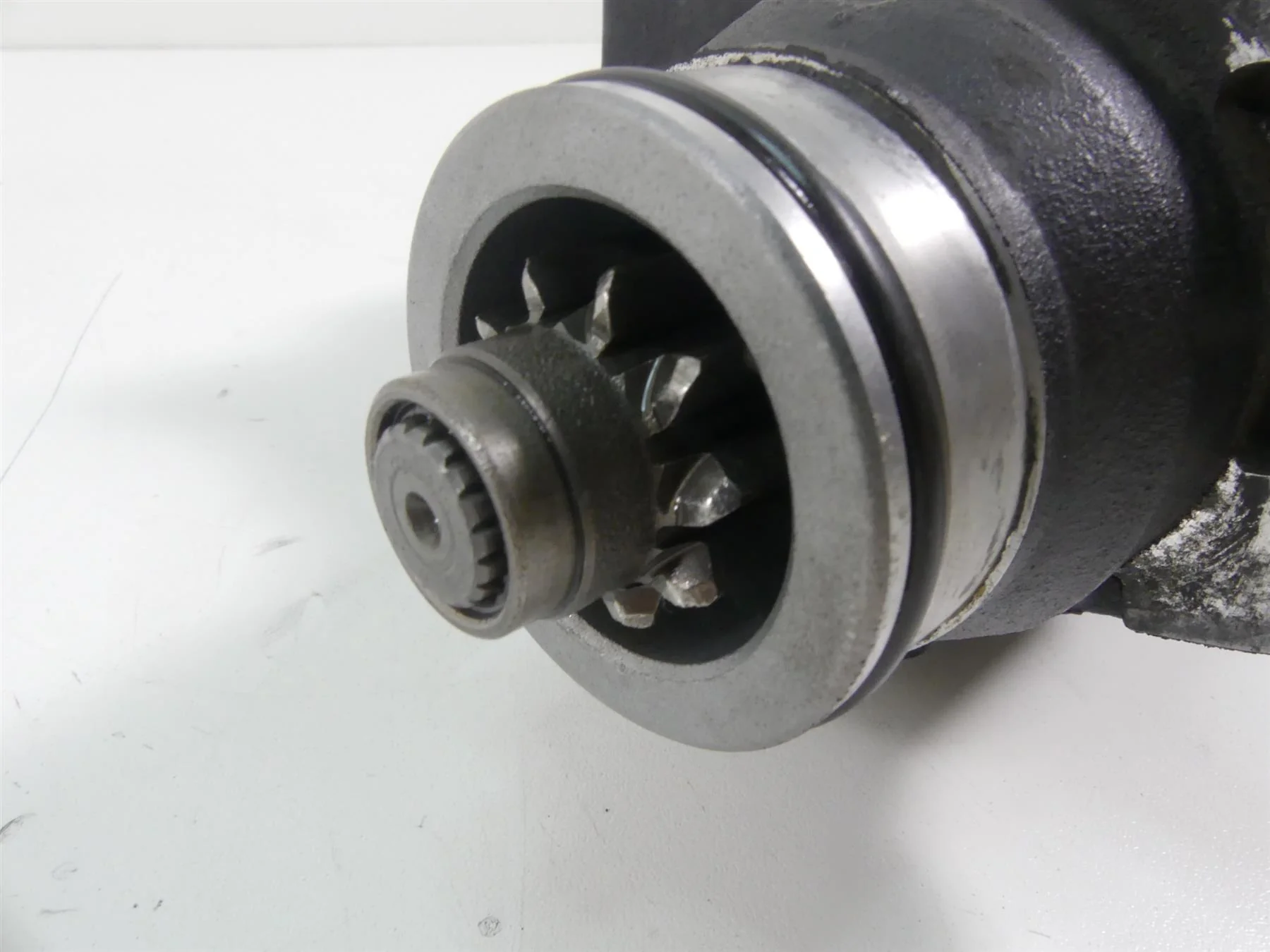 2007 Harley Touring FLHTCU SE CVO Electra Glide Engine Starter Motor 31619-06A - Image 5