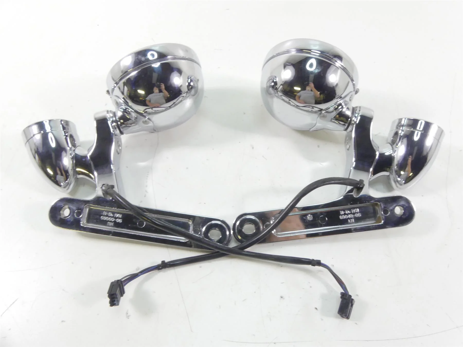 2007 Harley Touring FLHTCU SE CVO Electra Glide Front Spot Led Lights 69548-06 - Image 7