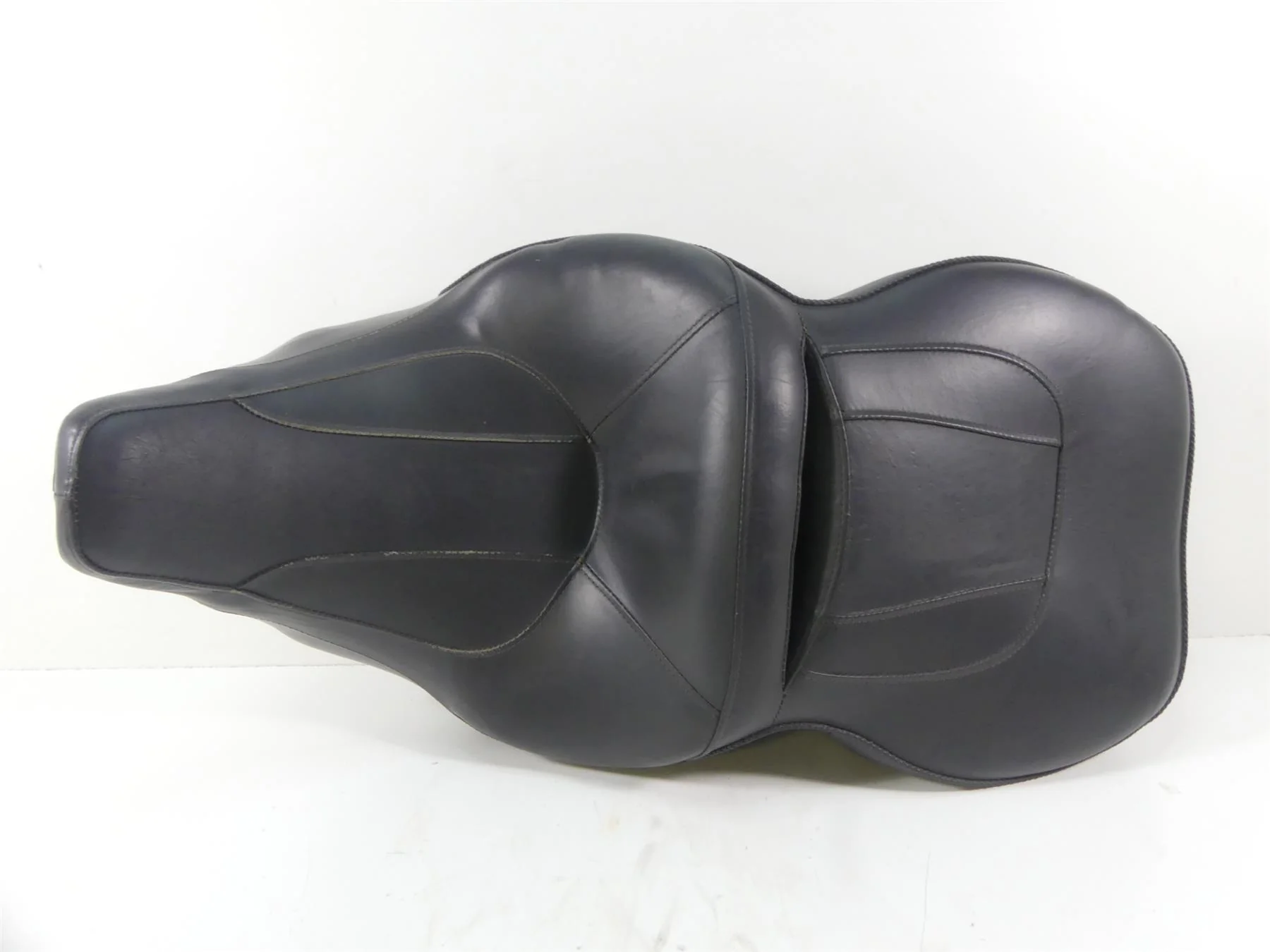 2007 Harley Touring FLHTCU SE CVO Electra Glide Heated Dual Saddle Seat 51718-06 - Image 3