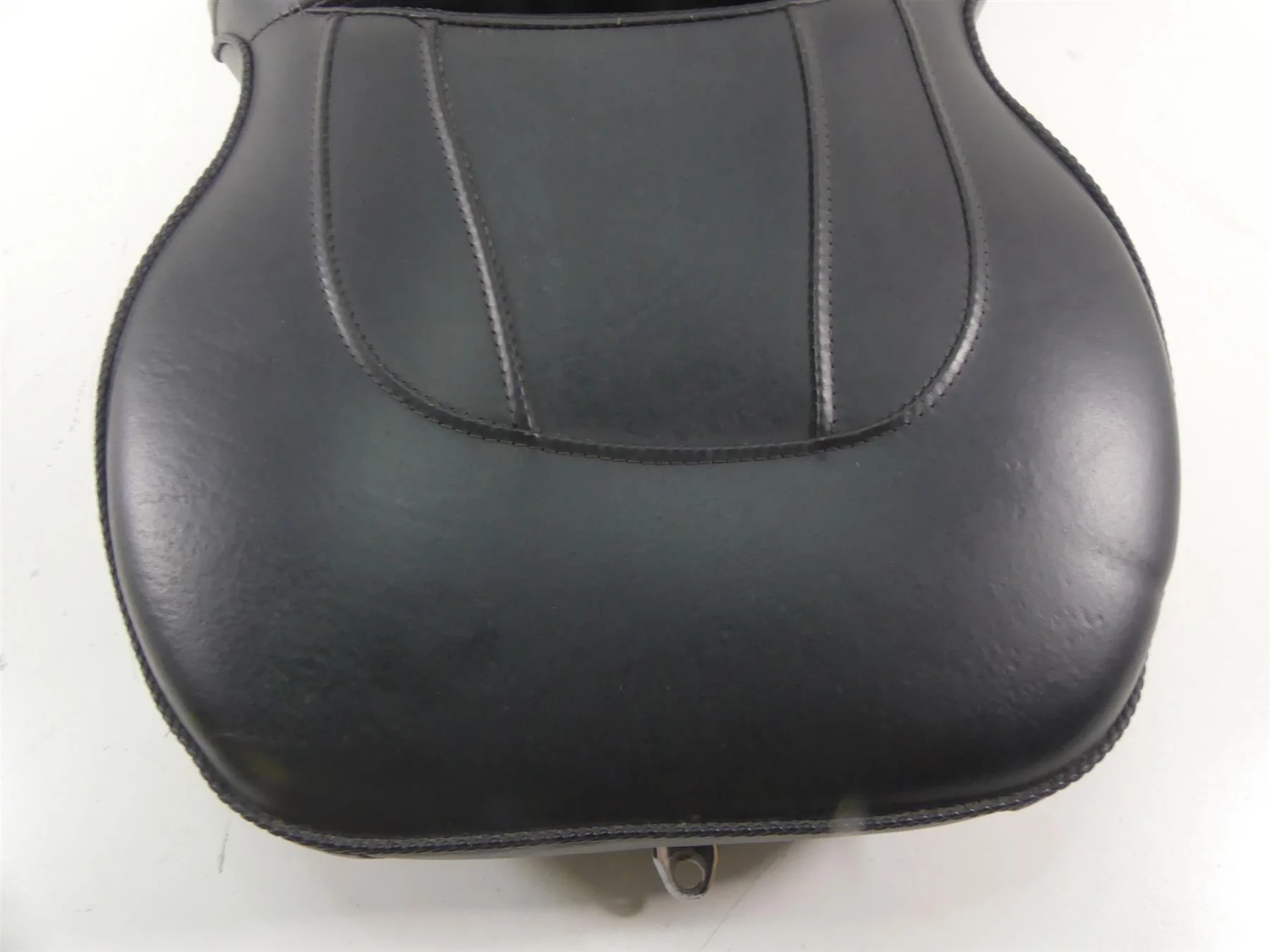 2007 Harley Touring FLHTCU SE CVO Electra Glide Heated Dual Saddle Seat 51718-06 - Image 7