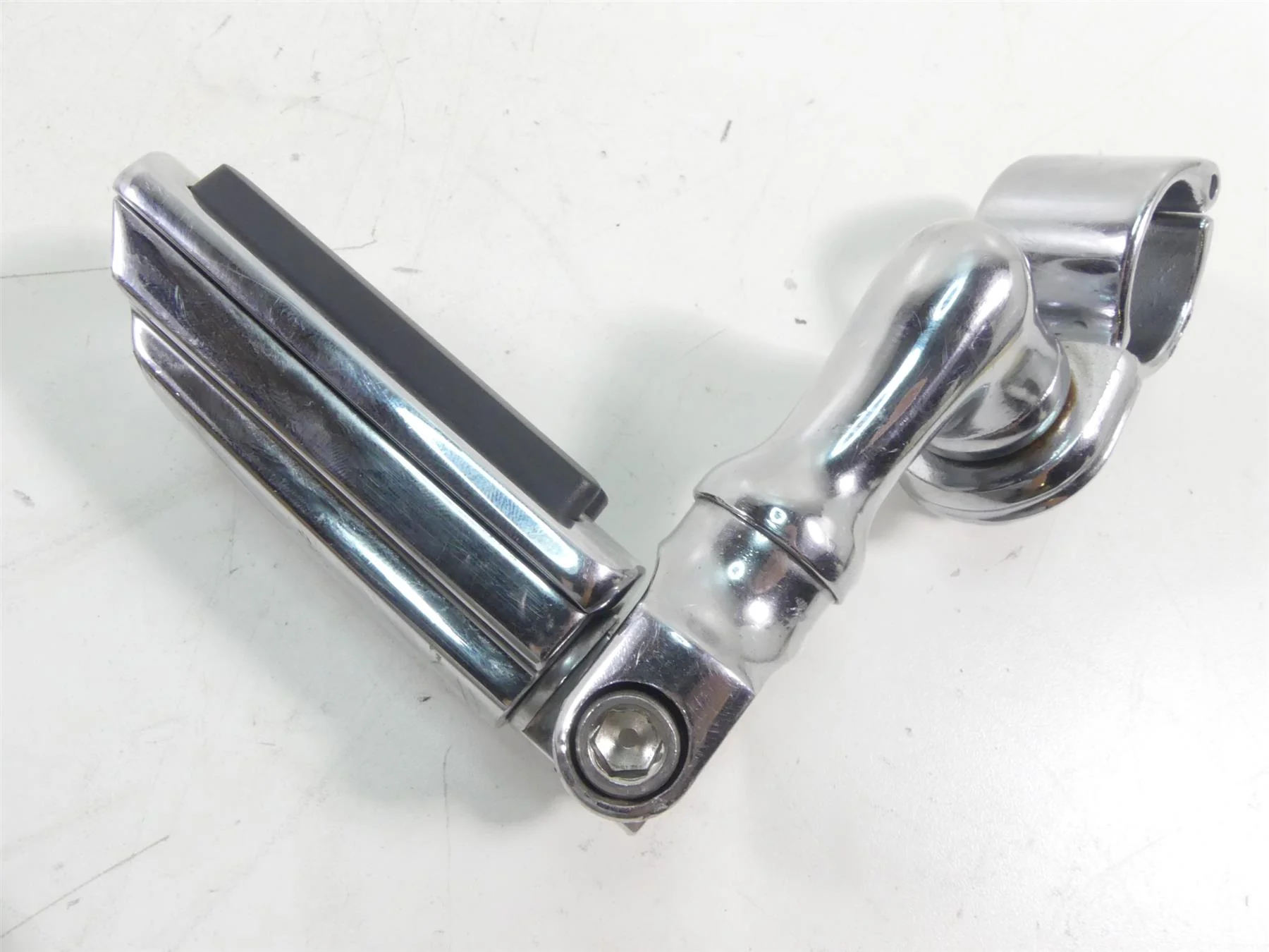 2007 Harley Touring FLHTCU SE CVO Electra Glide Highway Foot Peg Set 50130-95A - Image 10