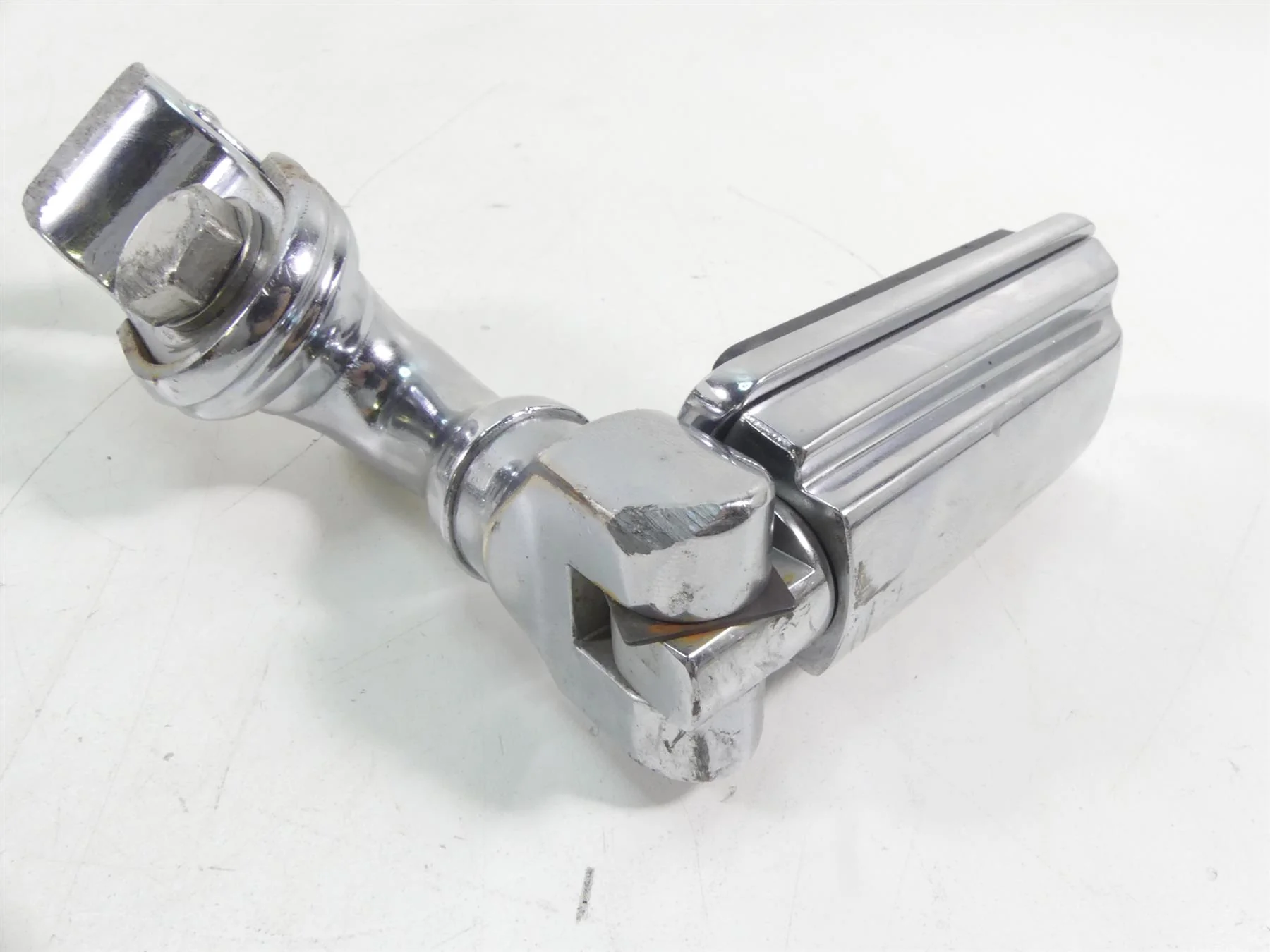 2007 Harley Touring FLHTCU SE CVO Electra Glide Highway Foot Peg Set 50130-95A - Image 6