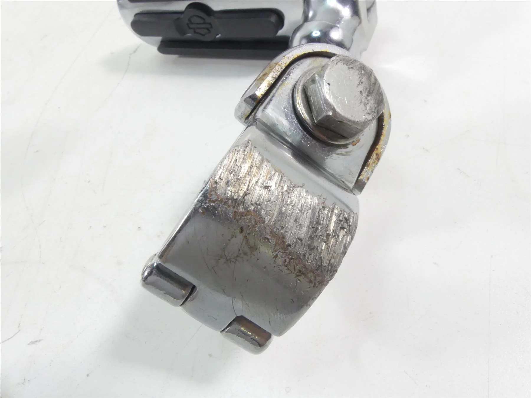 2007 Harley Touring FLHTCU SE CVO Electra Glide Highway Foot Peg Set 50130-95A - Image 8