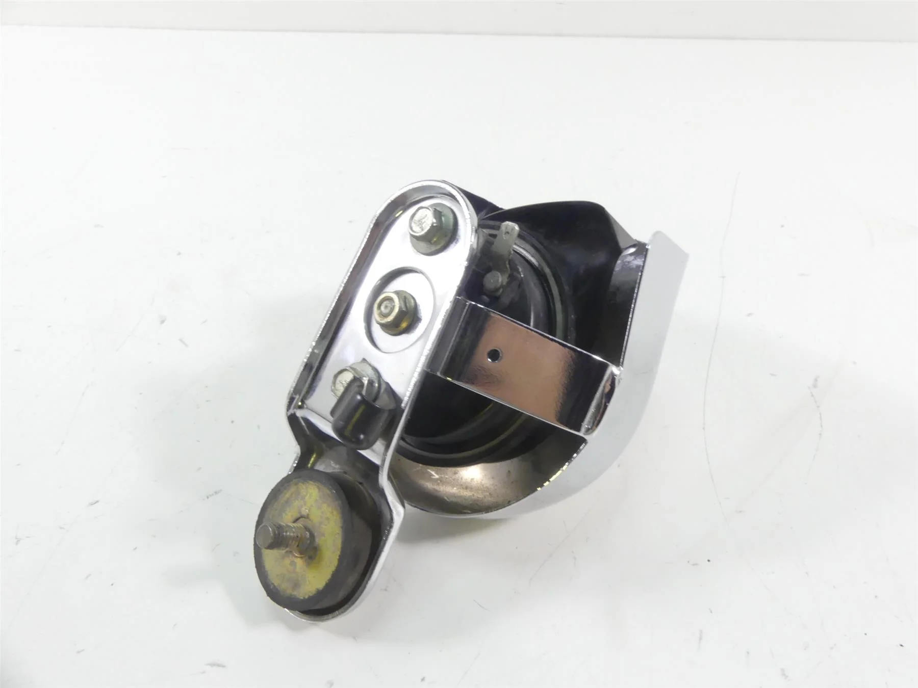 2007 Harley Touring FLHTCU SE CVO Electra Glide Horn + Chrome Cover 61300478A - Image 3