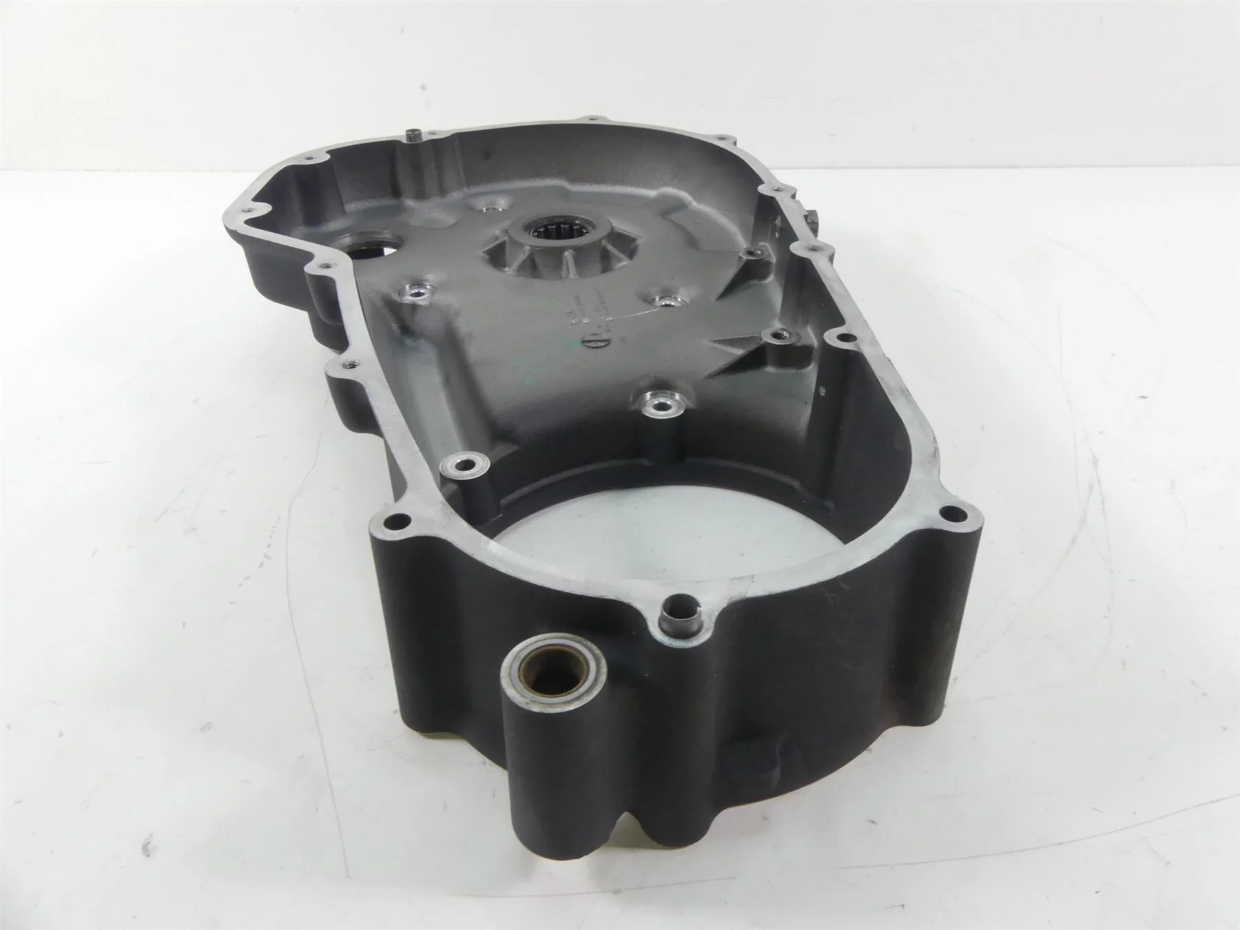 2007 Harley Touring FLHTCU SE CVO Electra Glide Inner Primary Cover 60677-07 - Image 4