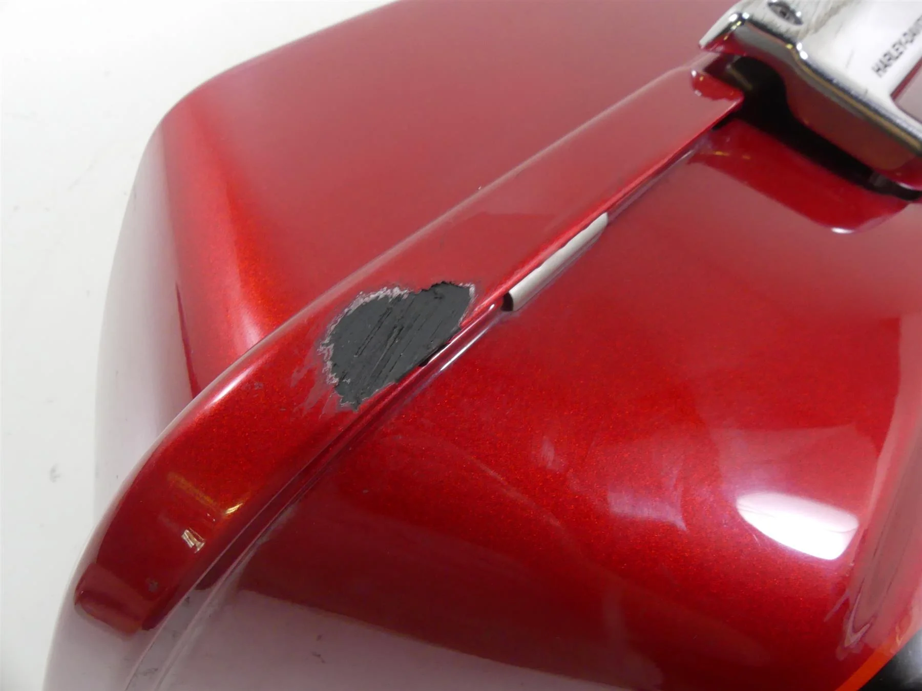 2007 Harley Touring FLHTCU SE CVO Electra Glide Left Saddlebag Case Box 88275-07 - Image 7
