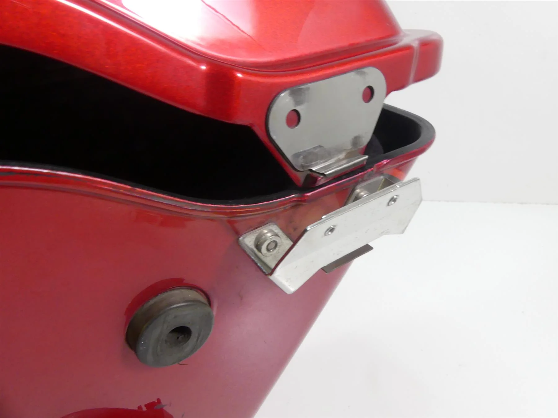 2007 Harley Touring FLHTCU SE CVO Electra Glide Left Saddlebag Case Box 88275-07 - Image 9
