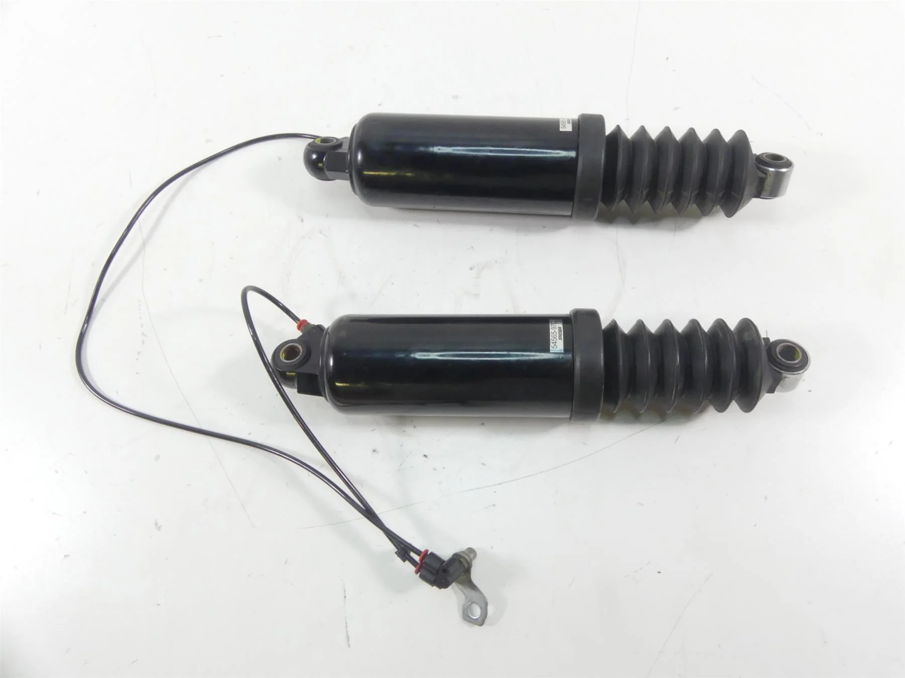 2007 Harley Touring FLHTCU SE CVO Electra Glide Rear Shock Set 13" 54565-97C - Image 3
