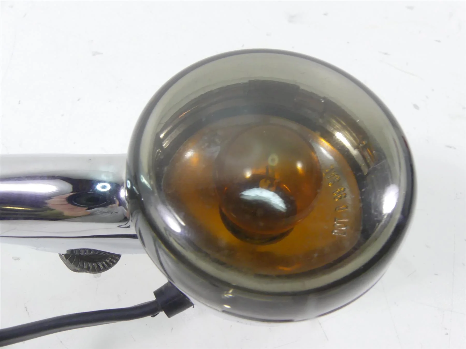 2007 Harley Touring FLHTCU SE CVO Electra Glide Rear Smoked Blinker Bar 68997-04 - Image 7