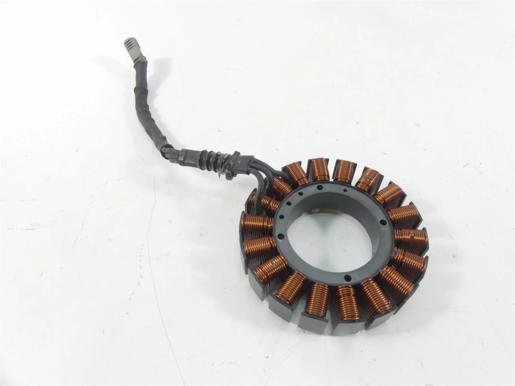 2007 Harley Touring FLHTCU SE CVO Electra Glide Stator Alternator 50A 29987-06D - Image 2