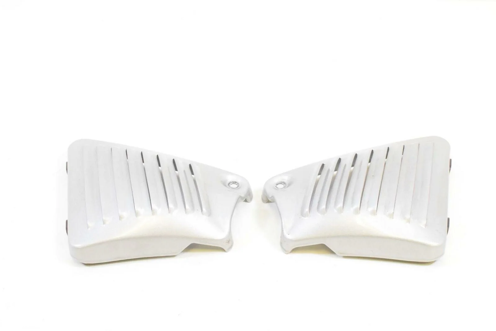2007 Harley VRSCX V-Rod Frame Neck Cover Fairing Set L 66156-07 R 66155-07
