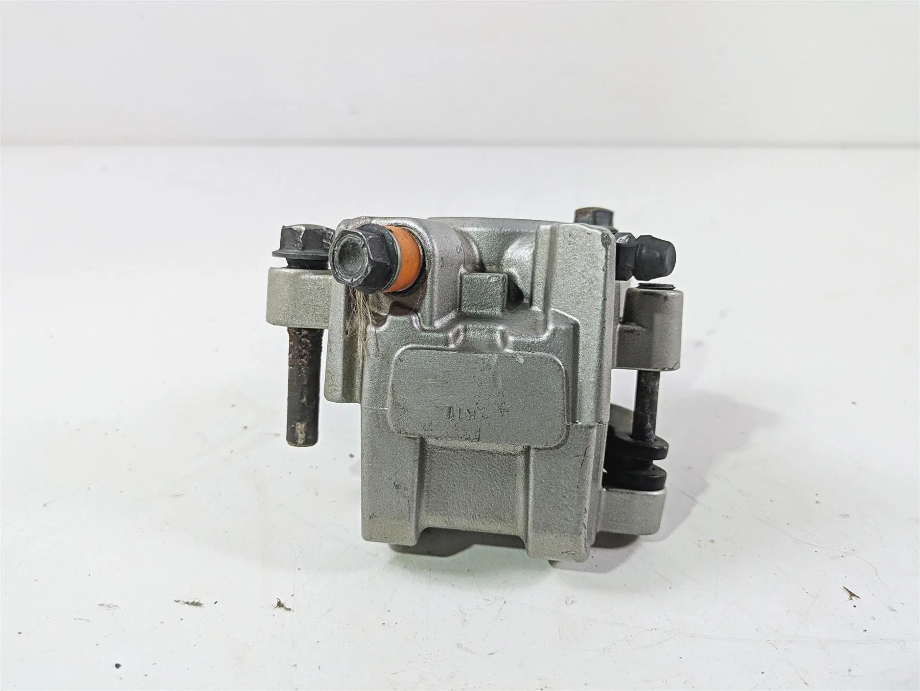 2007 Honda VTX1300 Classic Nissin Rear Brake Caliper 43150-MEA-671 43150-MEA-672 - Image 2