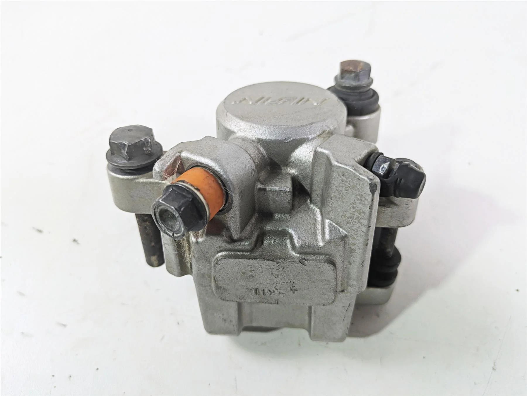 2007 Honda VTX1300 Classic Nissin Rear Brake Caliper 43150-MEA-671 43150-MEA-672 - Image 8