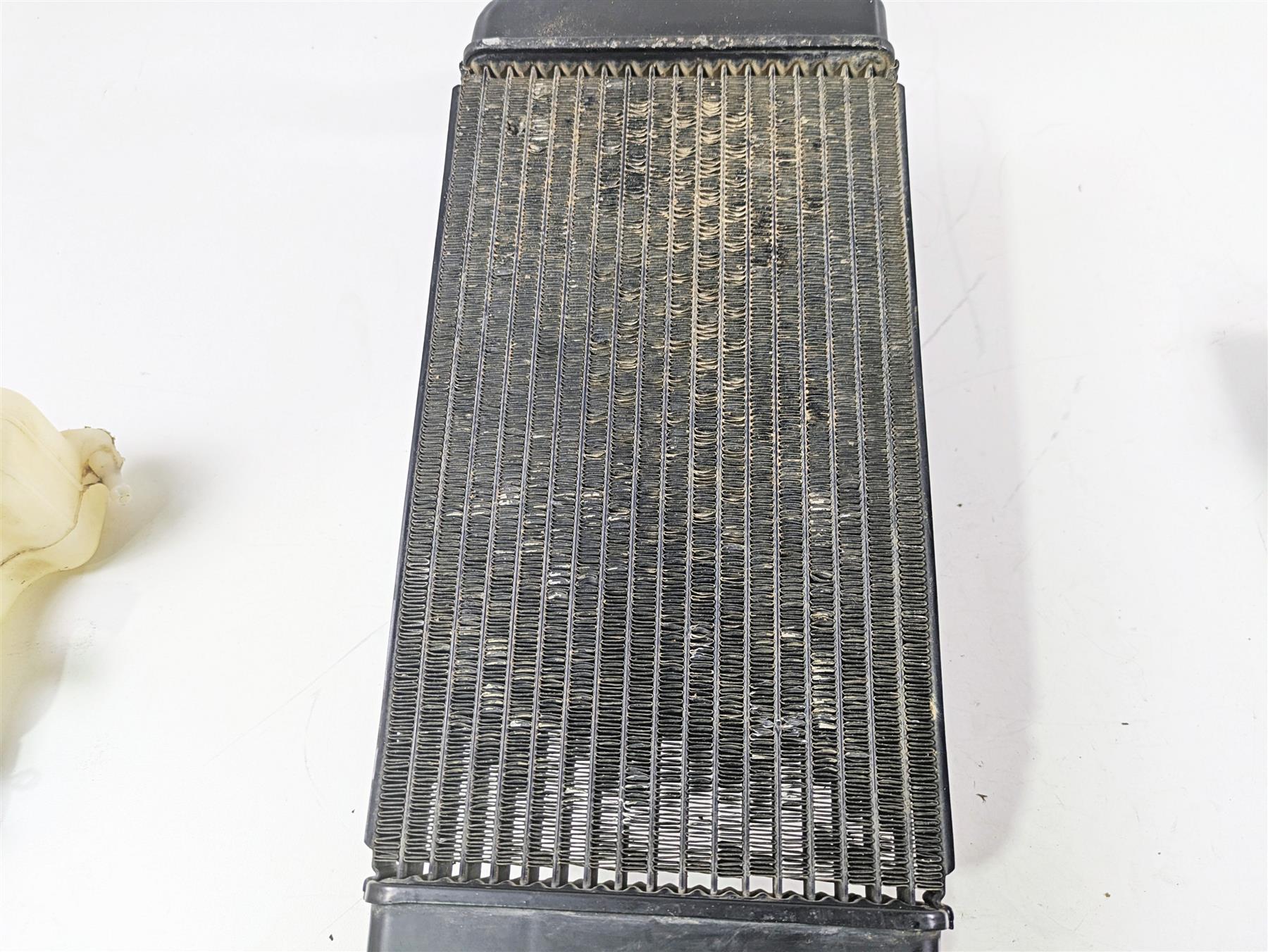 2007 Honda VTX1300 Classic Radiator Cover Reservoir Set 19010-MEA-671 - Image 4