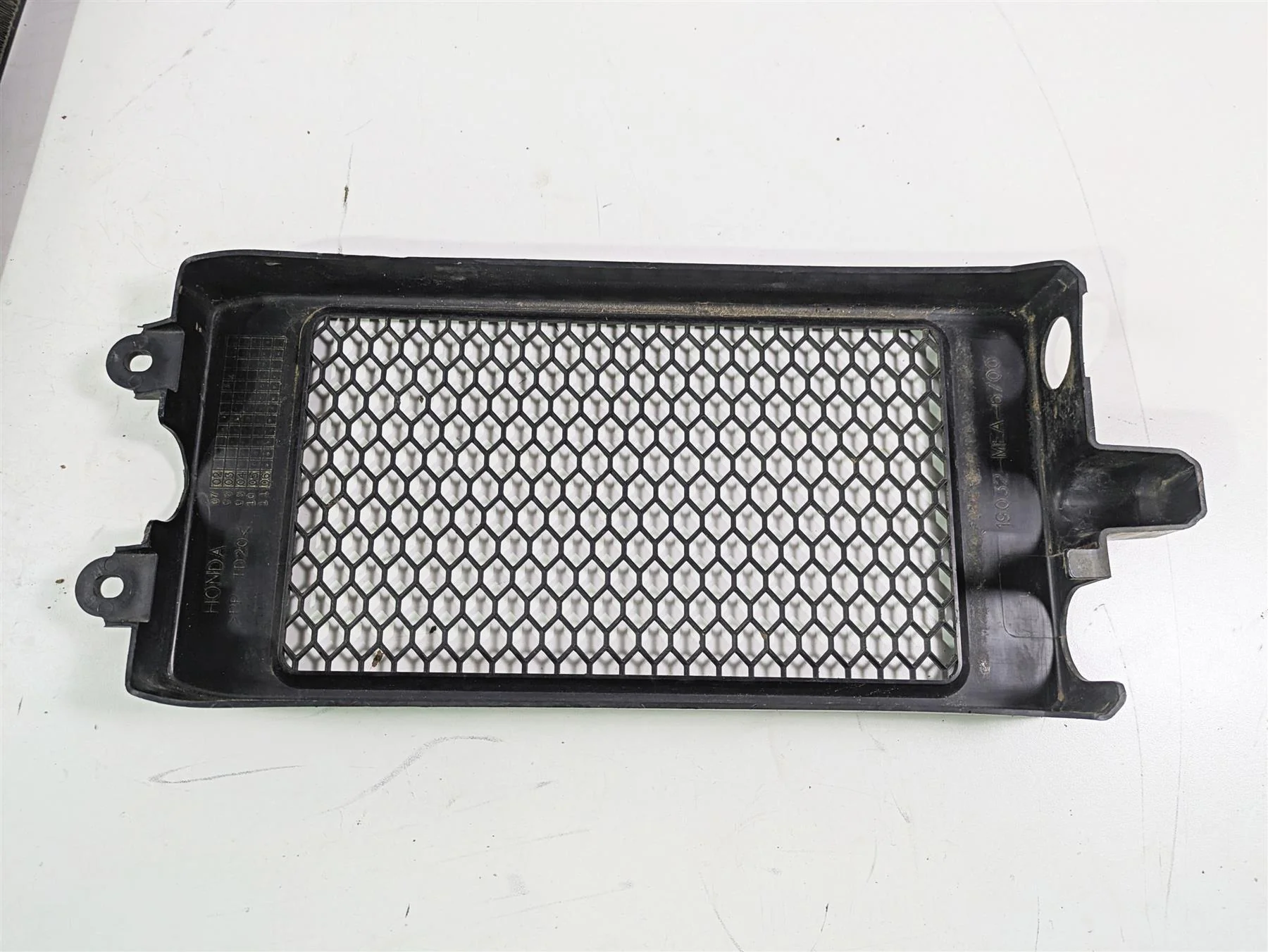 2007 Honda VTX1300 Classic Radiator Cover Reservoir Set 19010-MEA-671 - Image 5