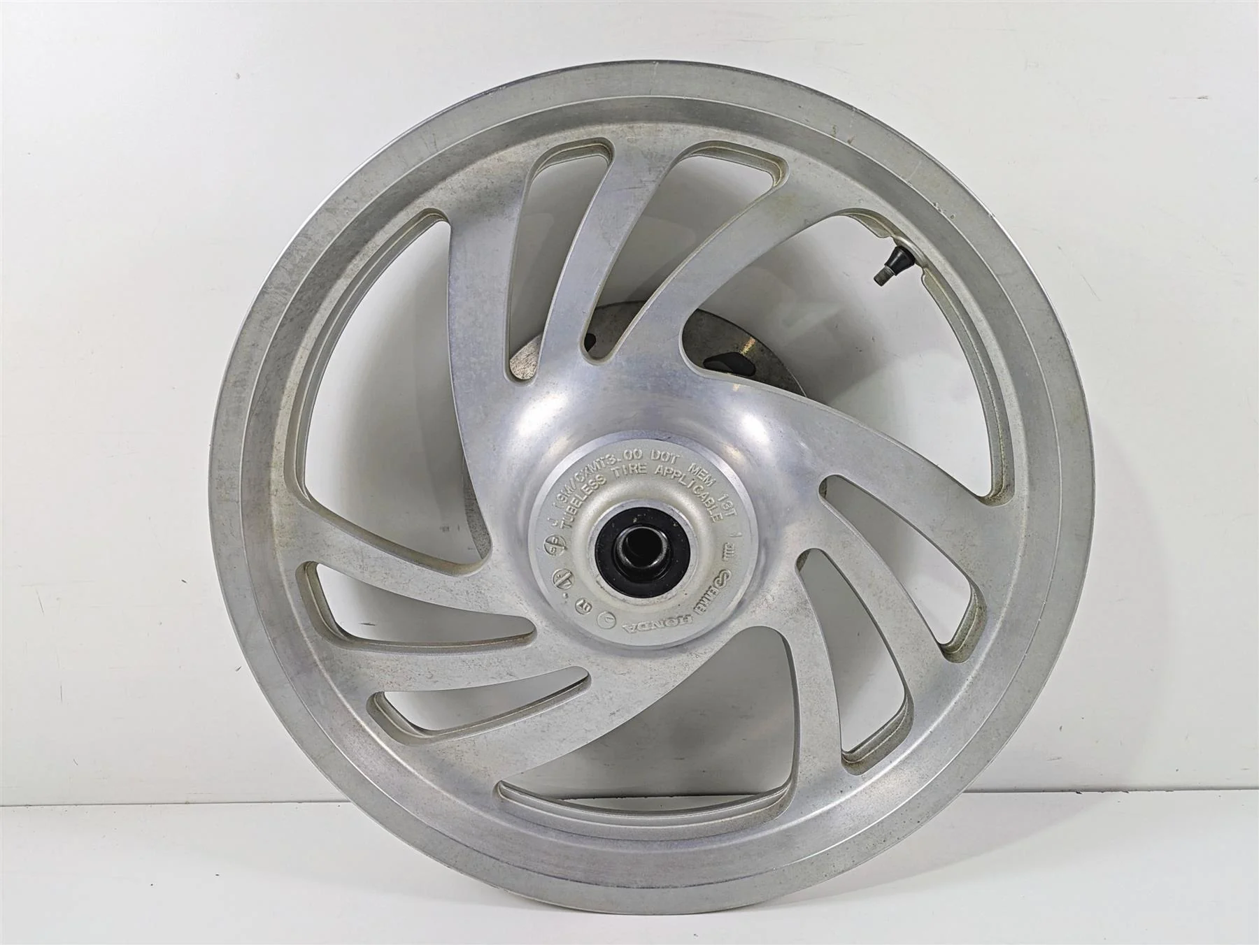 2007 Honda VTX1300 Classic Straight 19x3 Front Wheel Rim 44650-MEM-671