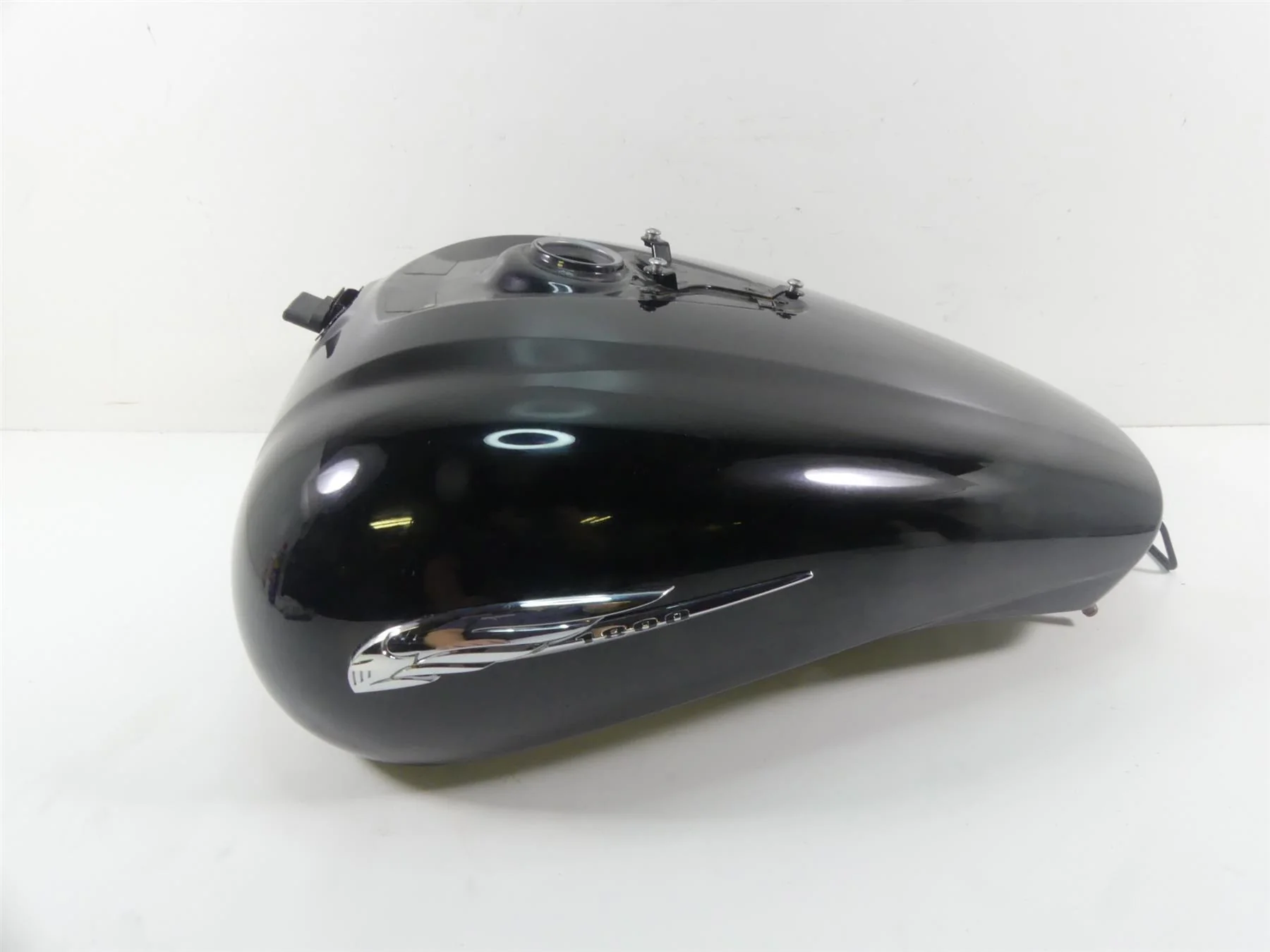 2007 Honda VTX1800 T1 Fuel Gas Tank Reservoir + Sender - No Dent 17520-MCV-F00ZA - Image 3