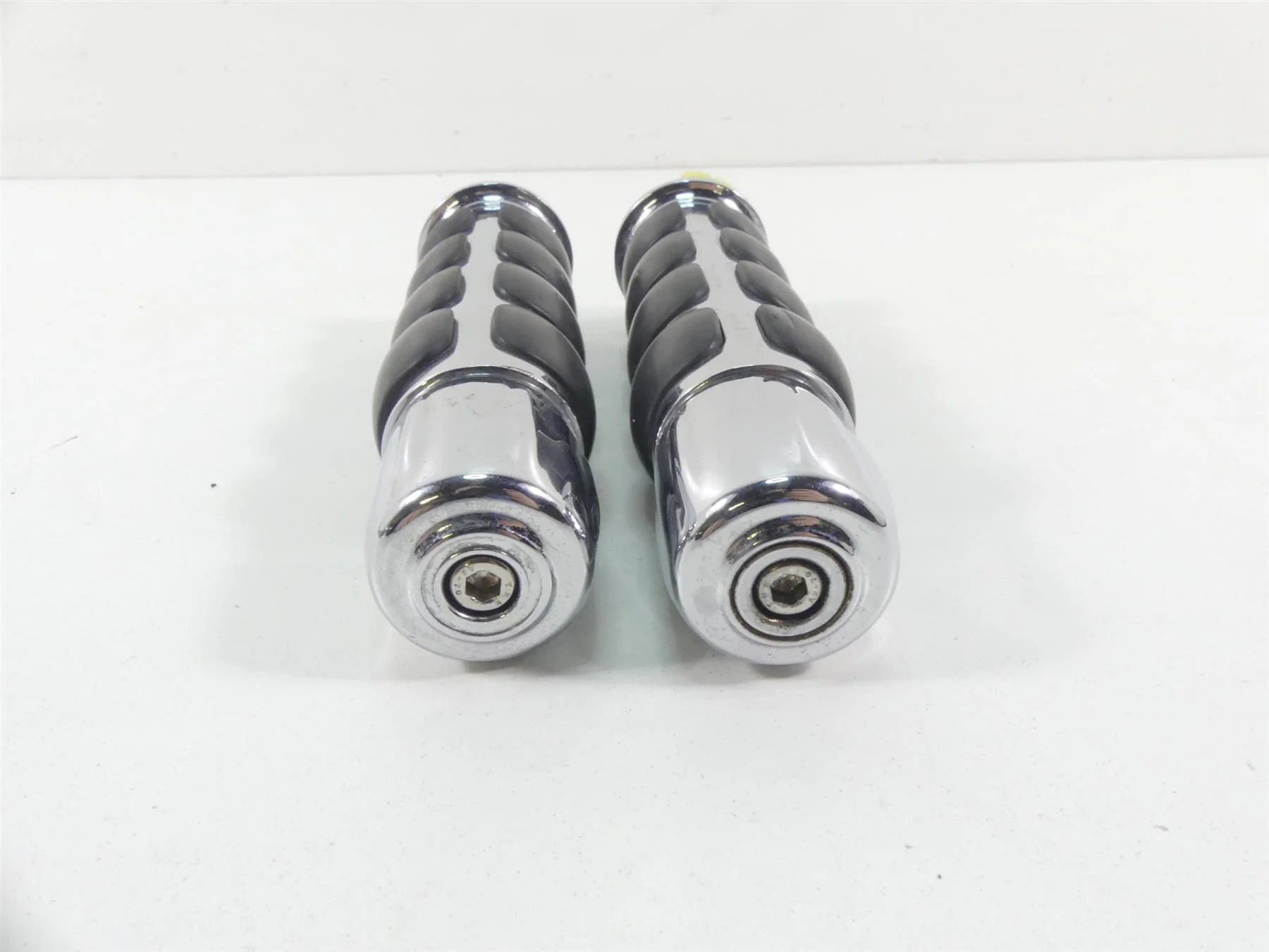 2007 Honda VTX1800 T1 Kuryakyn Cruise Control Throttle Assist & Grip Set 6285 - Image 7