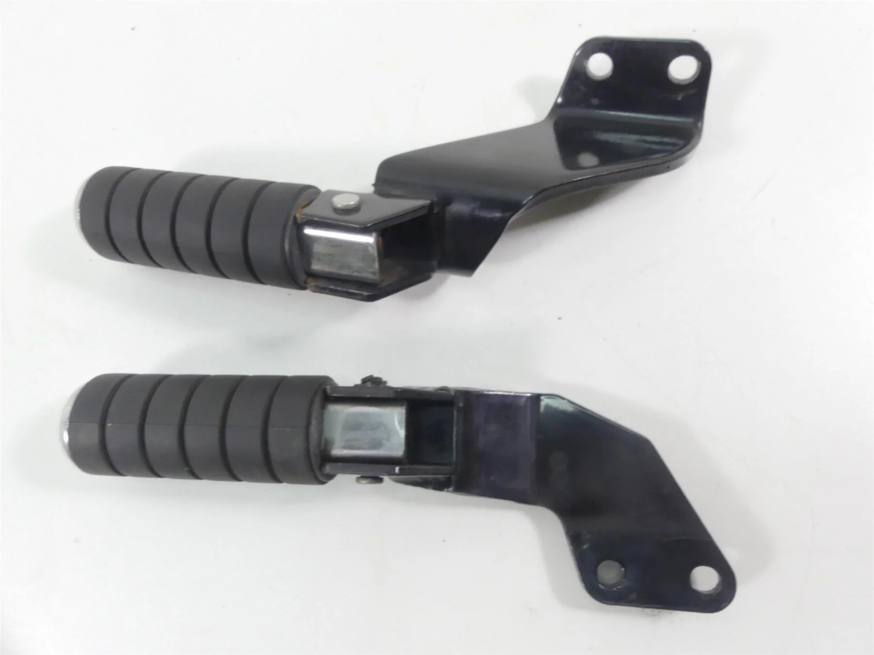 2007 Honda VTX1800 T1 Rear Passenger Footpeg Set 50680-MCV-000 50685-MCV-000 - Image 6