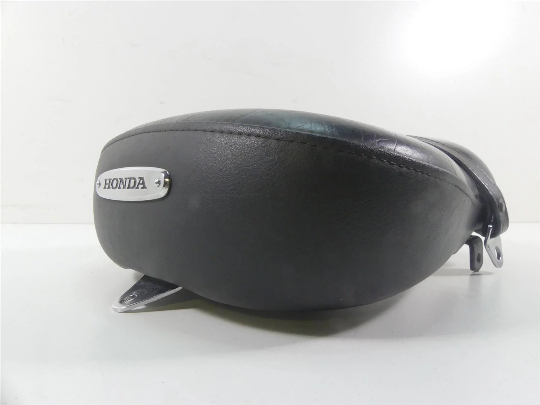 2007 Honda VTX1800 T1 Rear Passenger Pillion Saddle Seat -No Tear 77300-MCV-0000 - Image 4