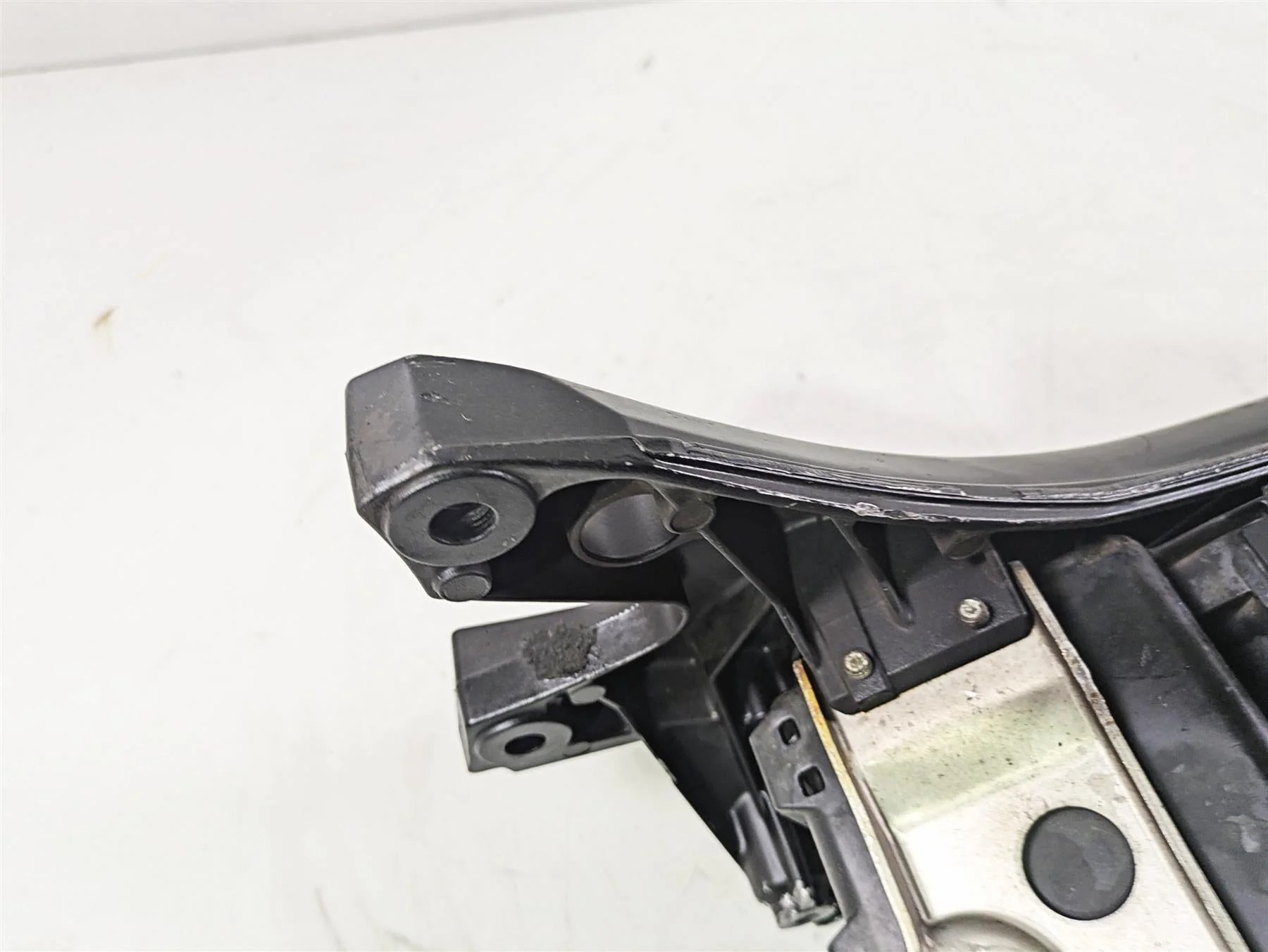 2007 Suzuki GSXR600 Rear Subframe Sub Frame -READ 41231-41G10 - Image 10