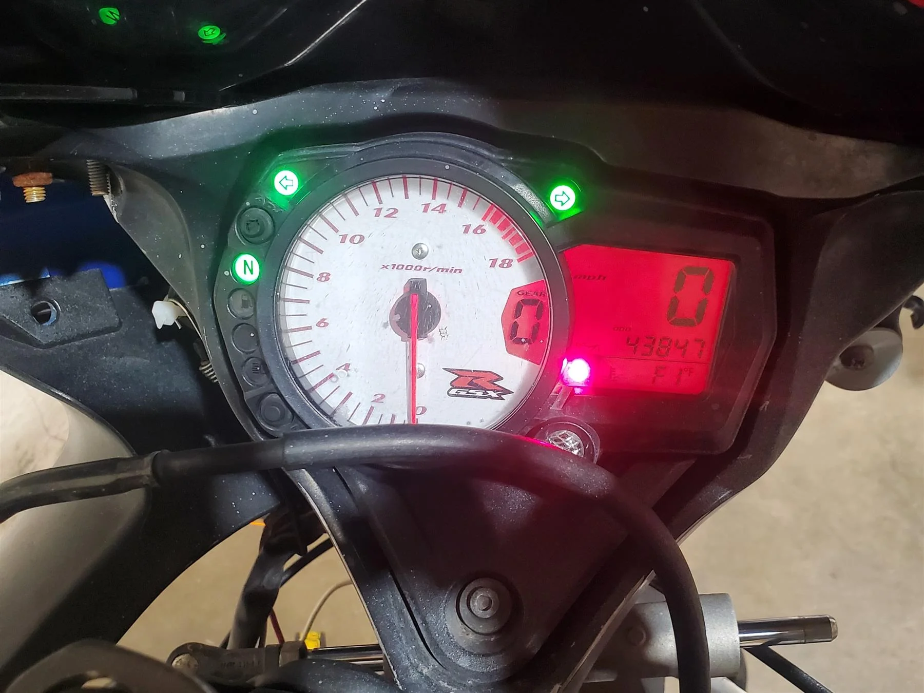 2007 Suzuki GSXR600 Speedometer Gauge Instrument Cluster 43K 34120-01H20 - Image 2