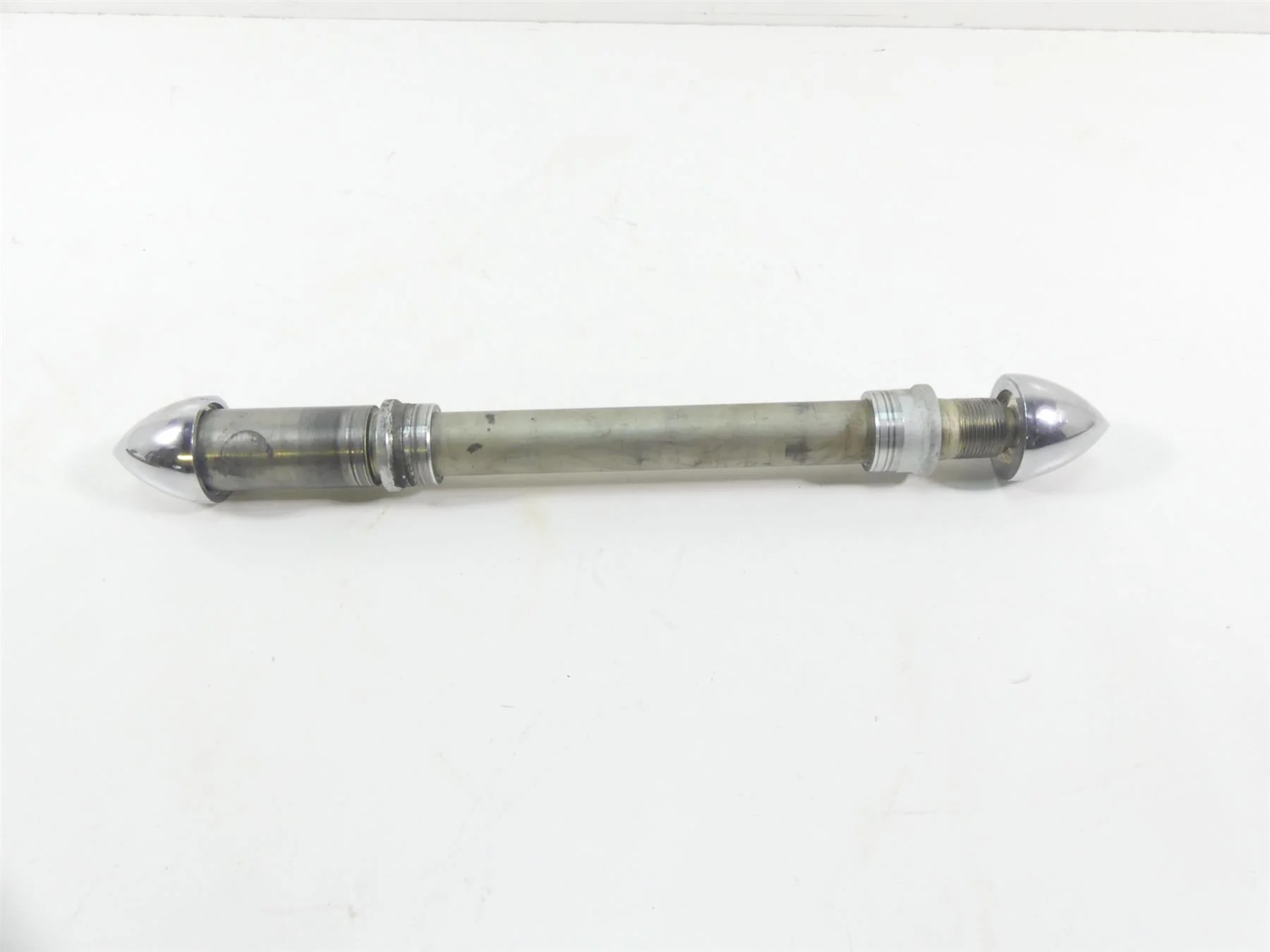 2007 Suzuki M109R VZR1800 Boulevard Front Axle Wheel Spindle 54711-48G00 - Image 4