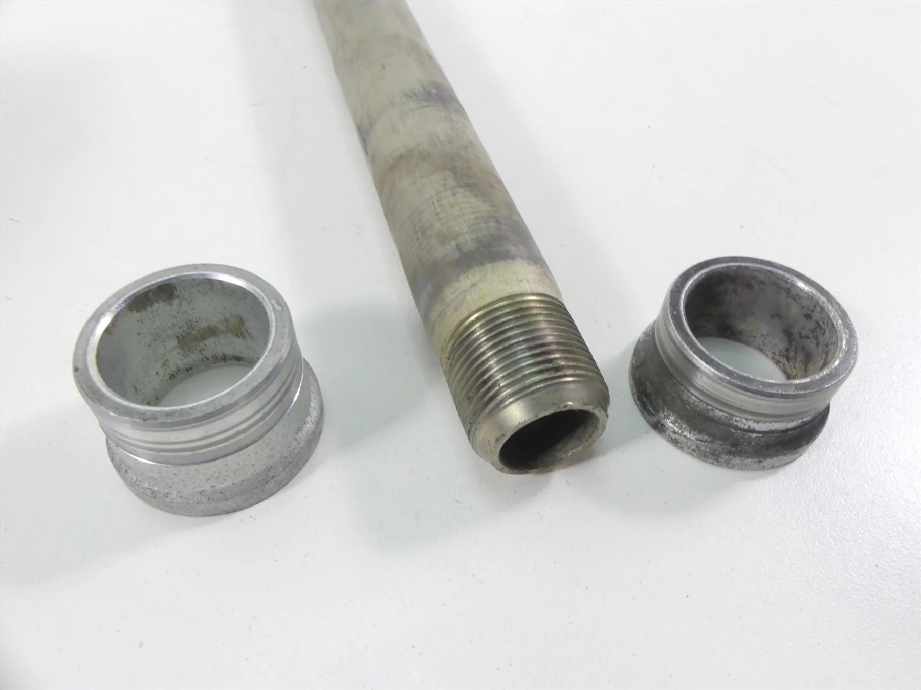 2007 Suzuki M109R VZR1800 Boulevard Front Axle Wheel Spindle 54711-48G00 - Image 9