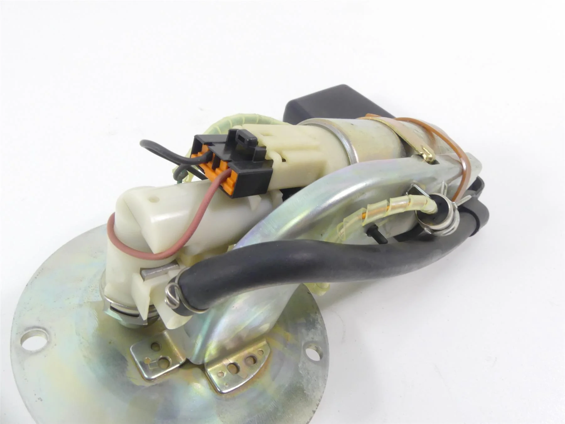 2007 Suzuki M109R VZR1800 Boulevard Fuel Gas Petrol Pump -Tested 15100-48G11 - Image 9
