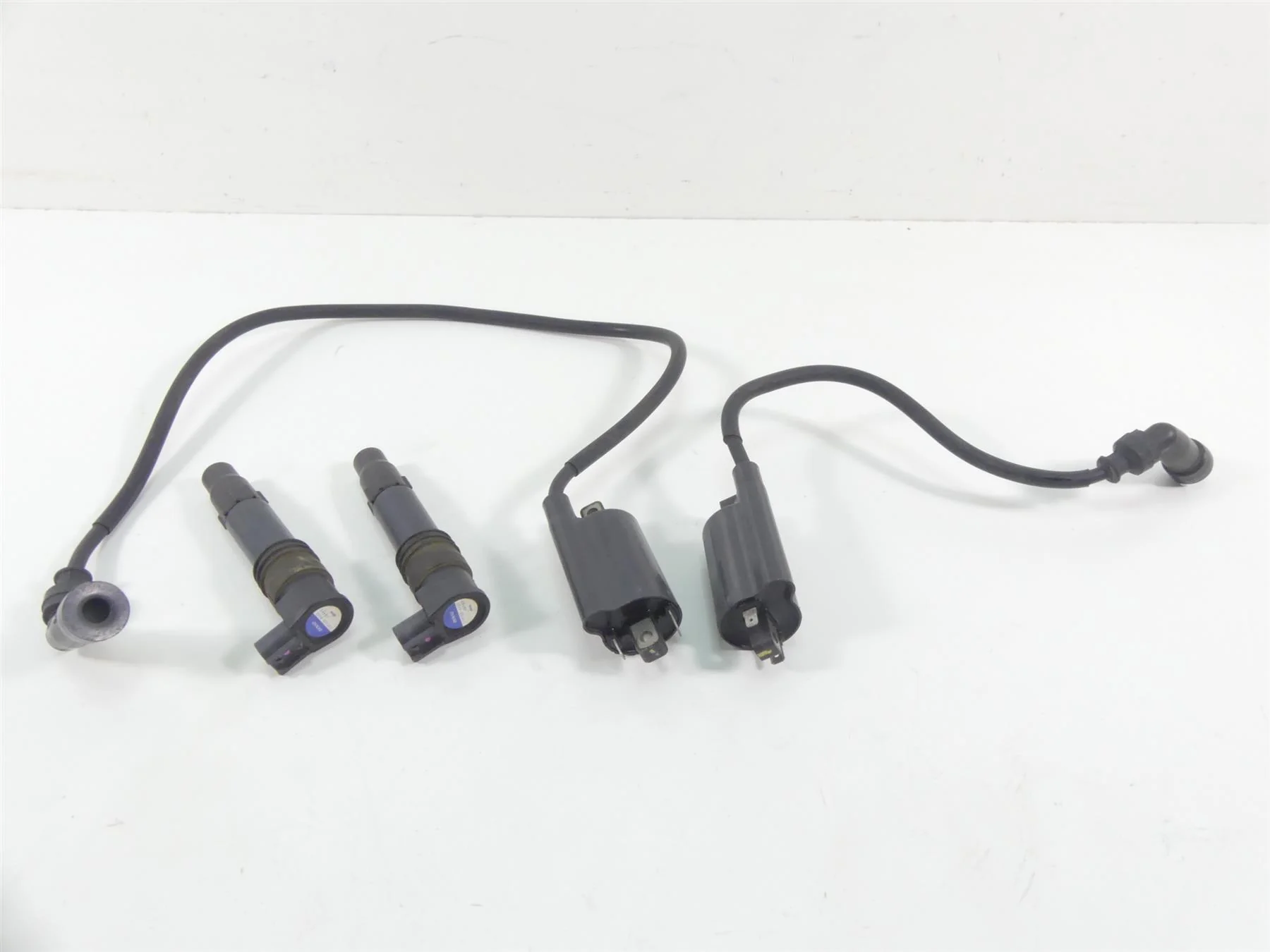 2007 Suzuki M109R VZR1800 Boulevard Ignition Coil Set 33410-35F11 33410-38A20