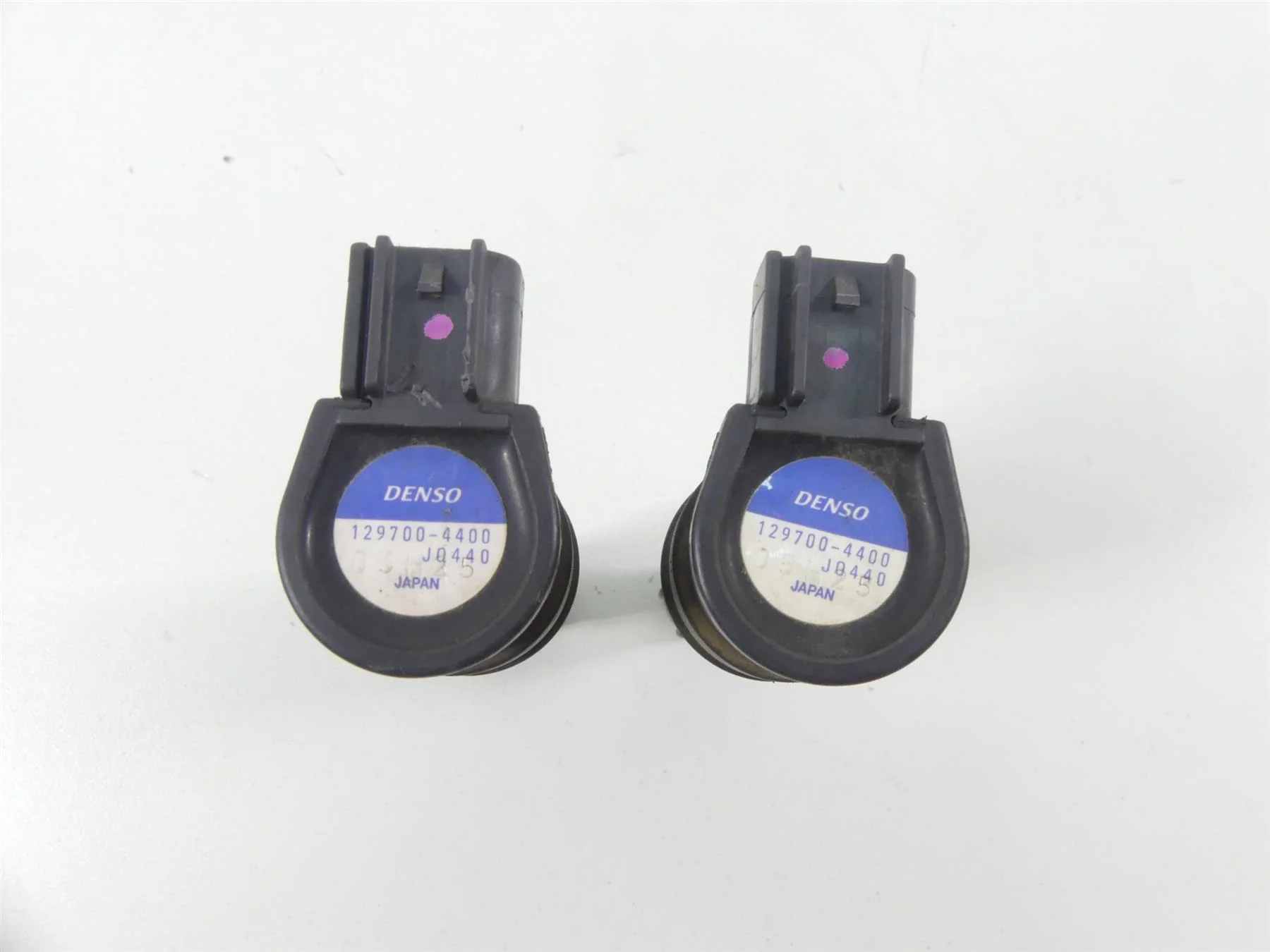 2007 Suzuki M109R VZR1800 Boulevard Ignition Coil Set 33410-35F11 33410-38A20 - Image 2