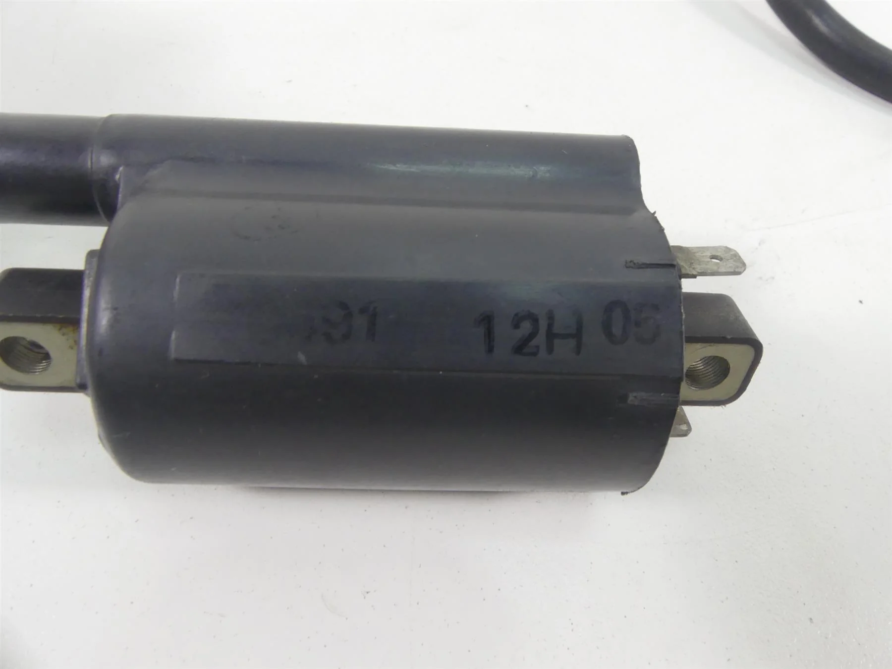 2007 Suzuki M109R VZR1800 Boulevard Ignition Coil Set 33410-35F11 33410-38A20 - Image 6