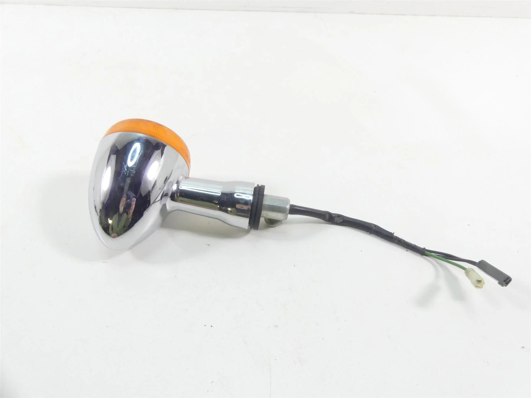 2007 Suzuki M109R VZR1800 Boulevard Left Front Blinker Turn Signal 35602-38AF0 - Image 2