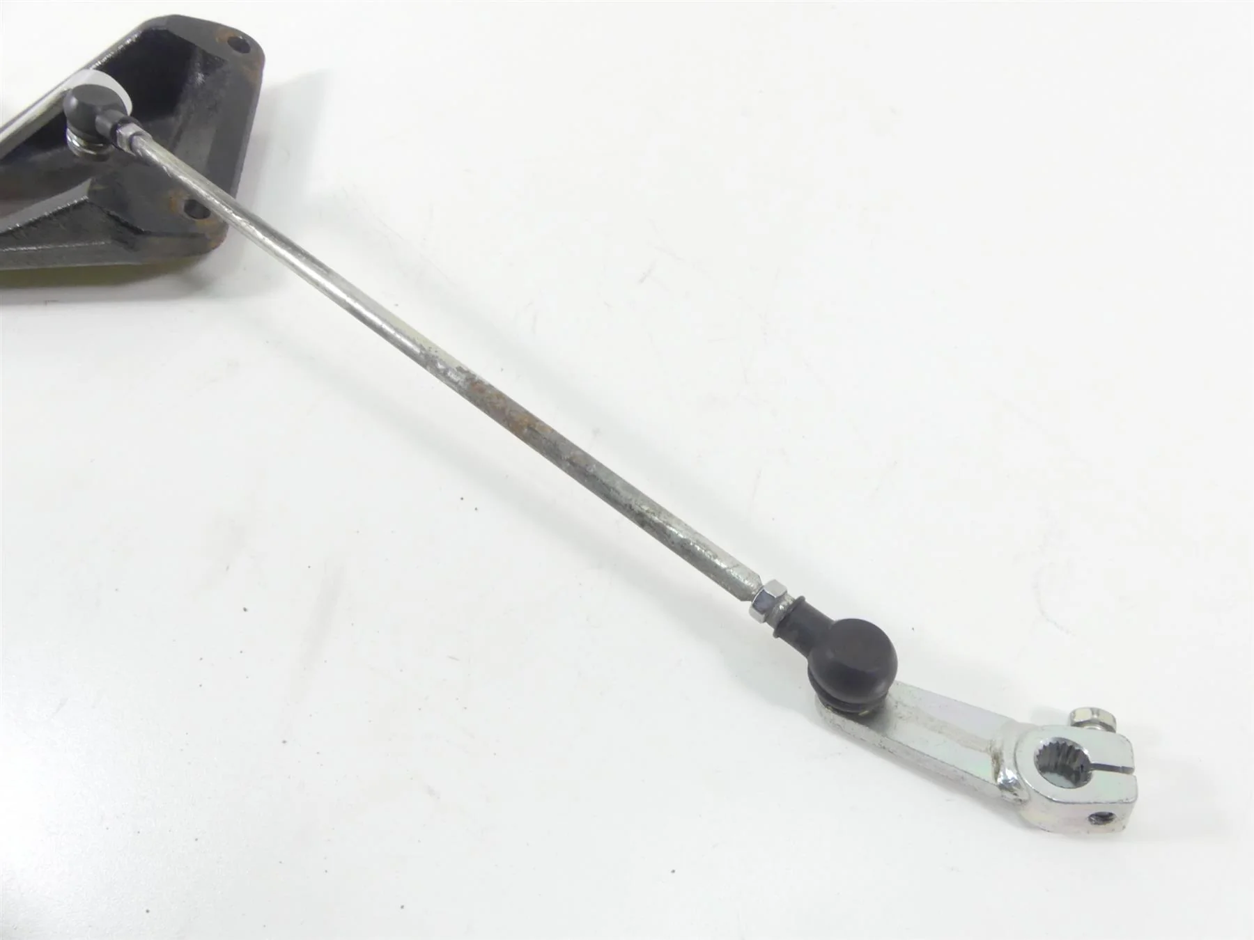 2007 Suzuki M109R VZR1800 Boulevard Left Rider Footpeg & Shifter 43521-48G01 - Image 7