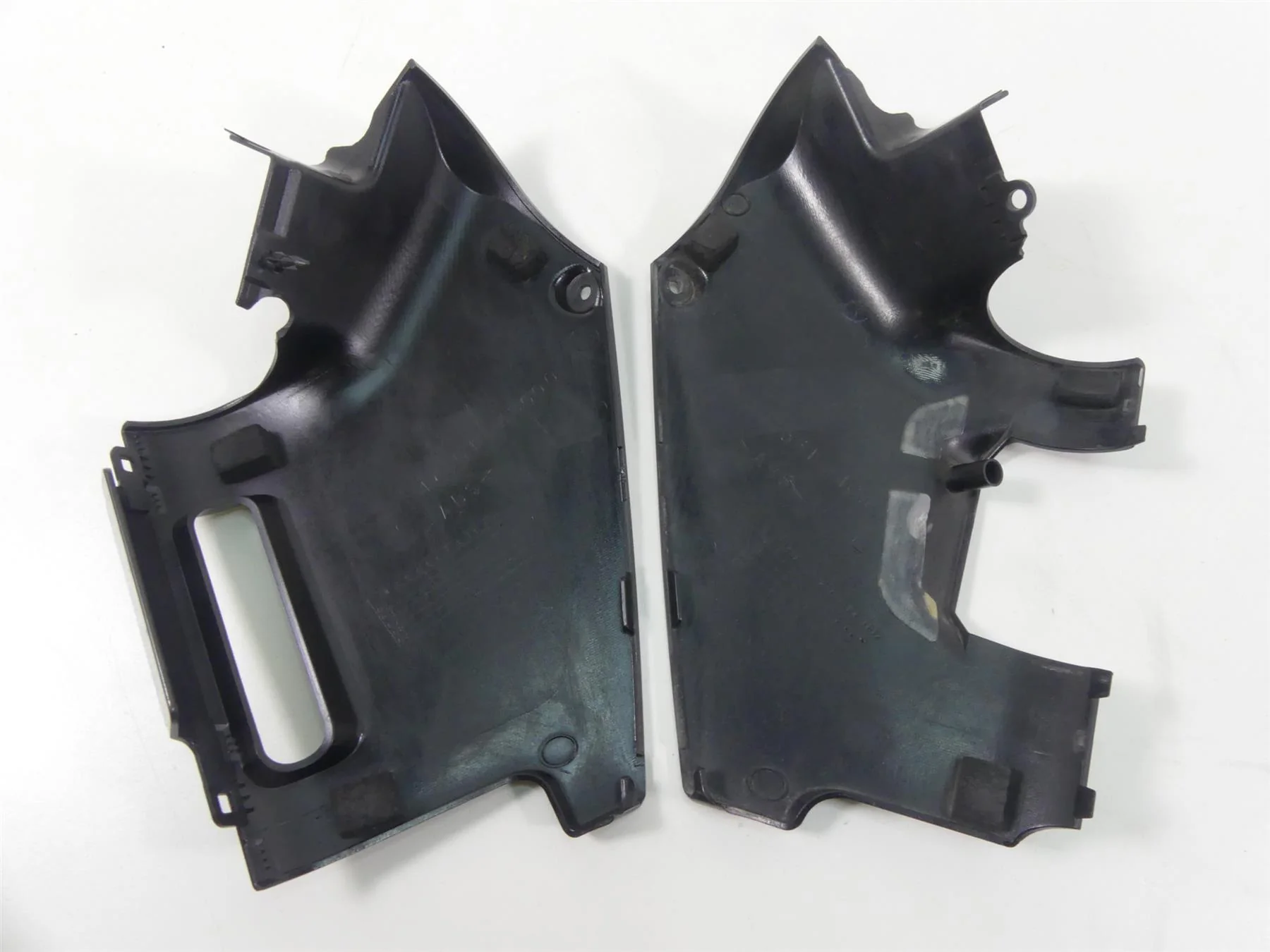 2007 Suzuki M109R VZR1800 Boulevard Neck Cover Fairing Set 47361-48G00 - Image 3