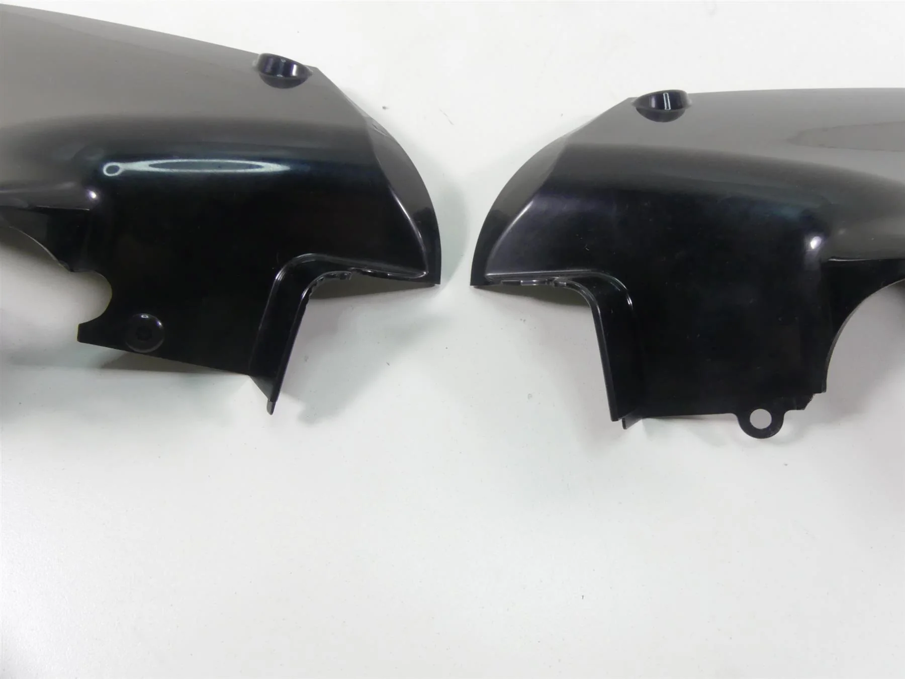2007 Suzuki M109R VZR1800 Boulevard Neck Cover Fairing Set 47361-48G00 - Image 4