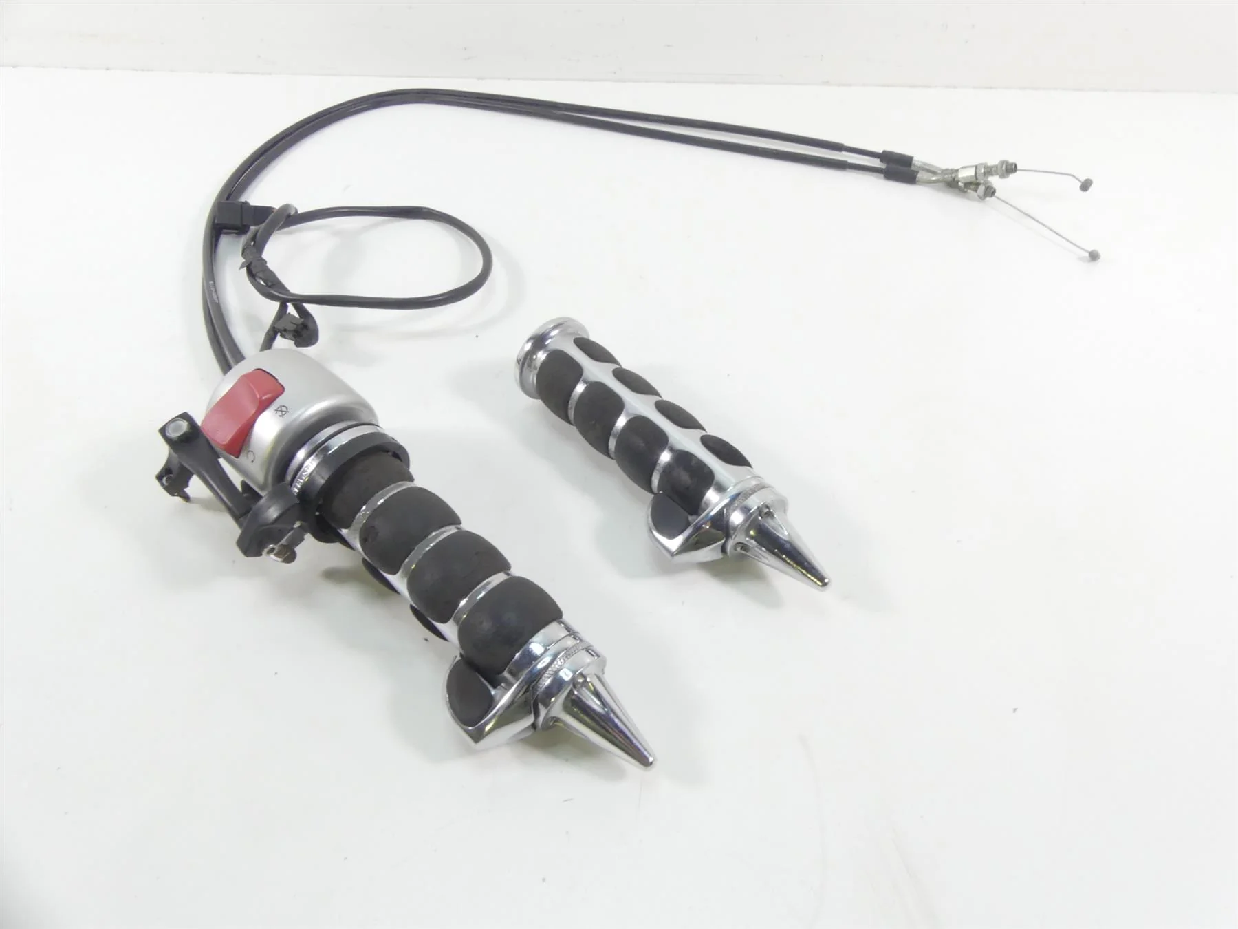 2007 Suzuki M109R VZR1800 Boulevard Right Control Switch Throttle 37200-48GA1