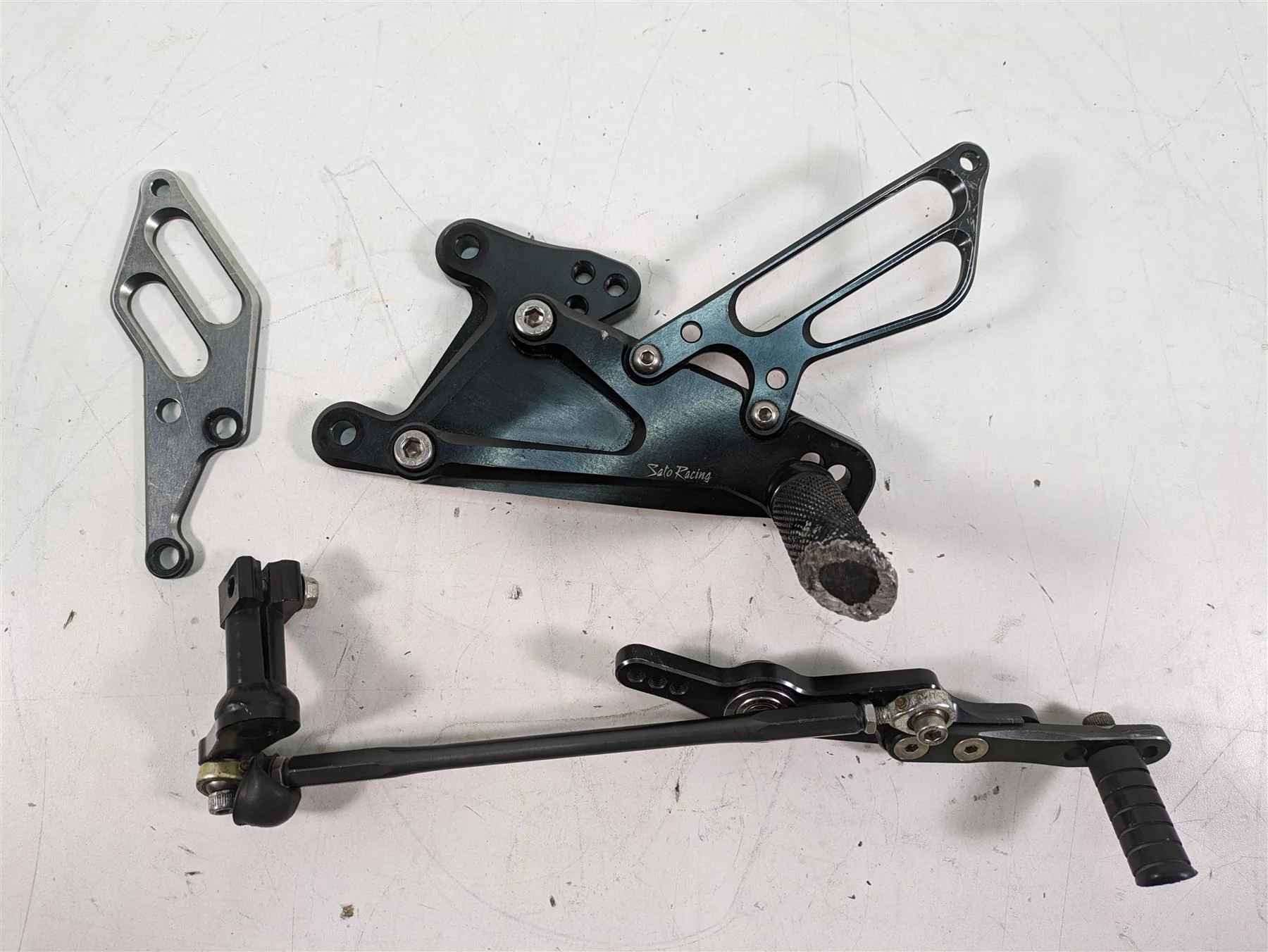 2007 Yamaha R1 YZFR1 Sato Racing Rear Set Footpeg Set -Read Y-R107RS-BK - Image 9