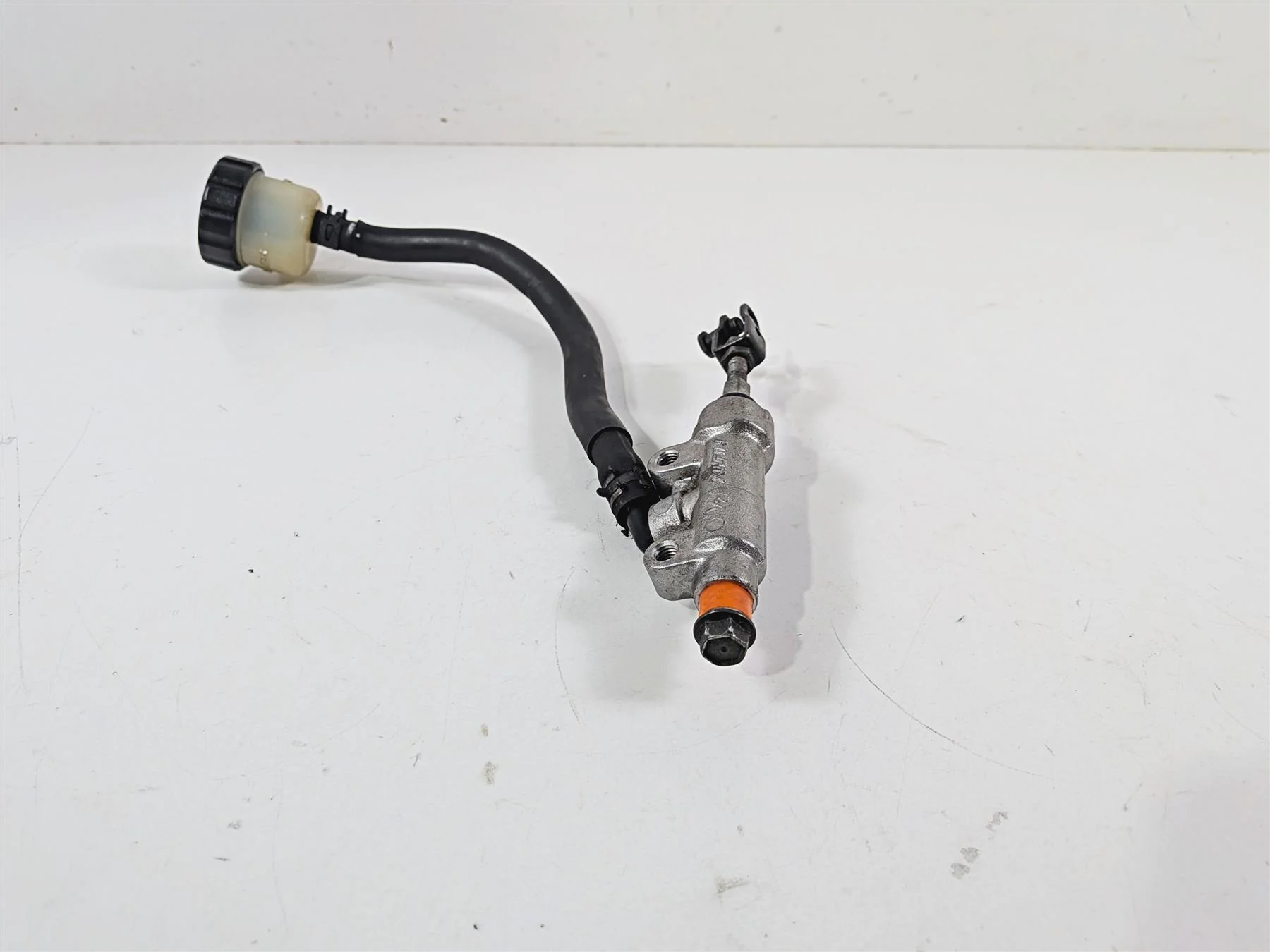 2007 Yamaha XVS1100 V-Star Custom Nissin Rear Brake Master Cylinder 5EL-2583V-00 - Image 3