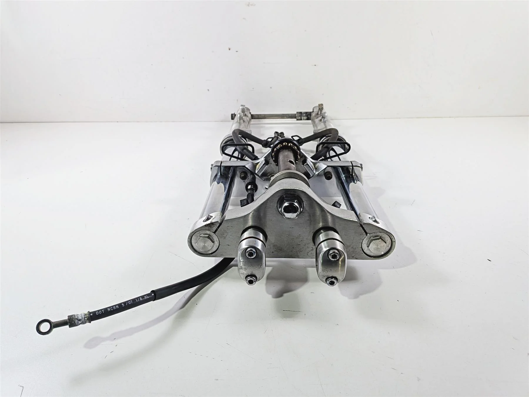 2007 Yamaha XVS1100 V-Star Custom Straight Front Fork Tree Set Read 5KS-23102-10 - Image 3