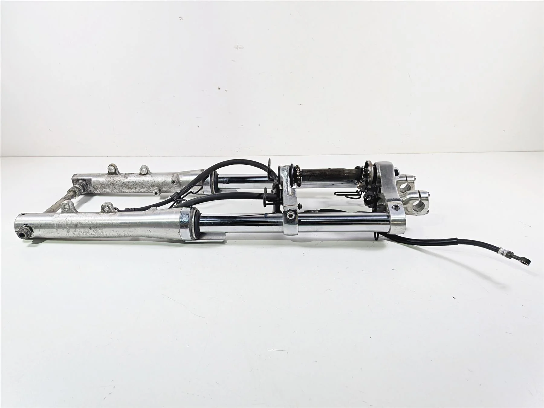 2007 Yamaha XVS1100 V-Star Custom Straight Front Fork Tree Set Read 5KS-23102-10 - Image 4
