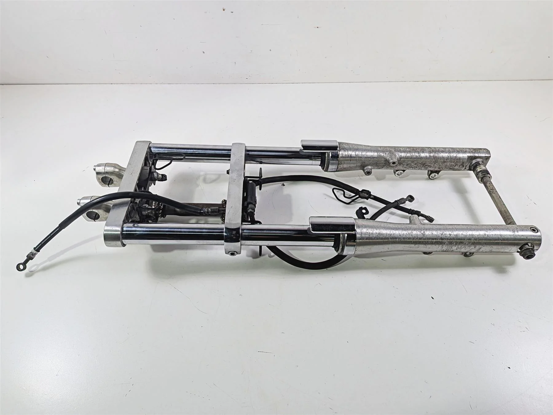 2007 Yamaha XVS1100 V-Star Custom Straight Front Fork Tree Set Read 5KS-23102-10 - Image 6