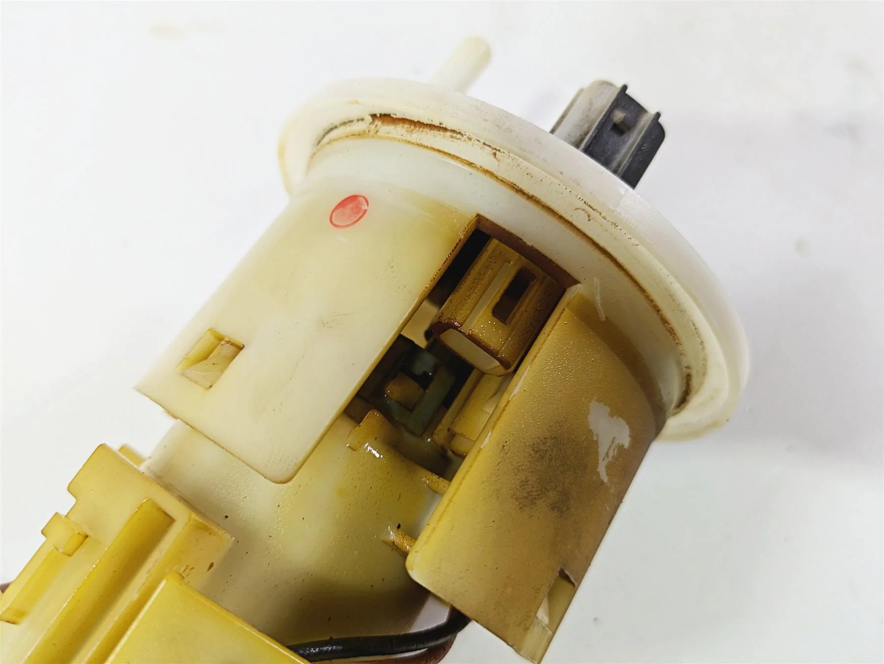 2007 Yamaha XVS1300 V-Star Denso Fuel Gas Petrol Pump -Tested 3D8-13907-00 - Image 9