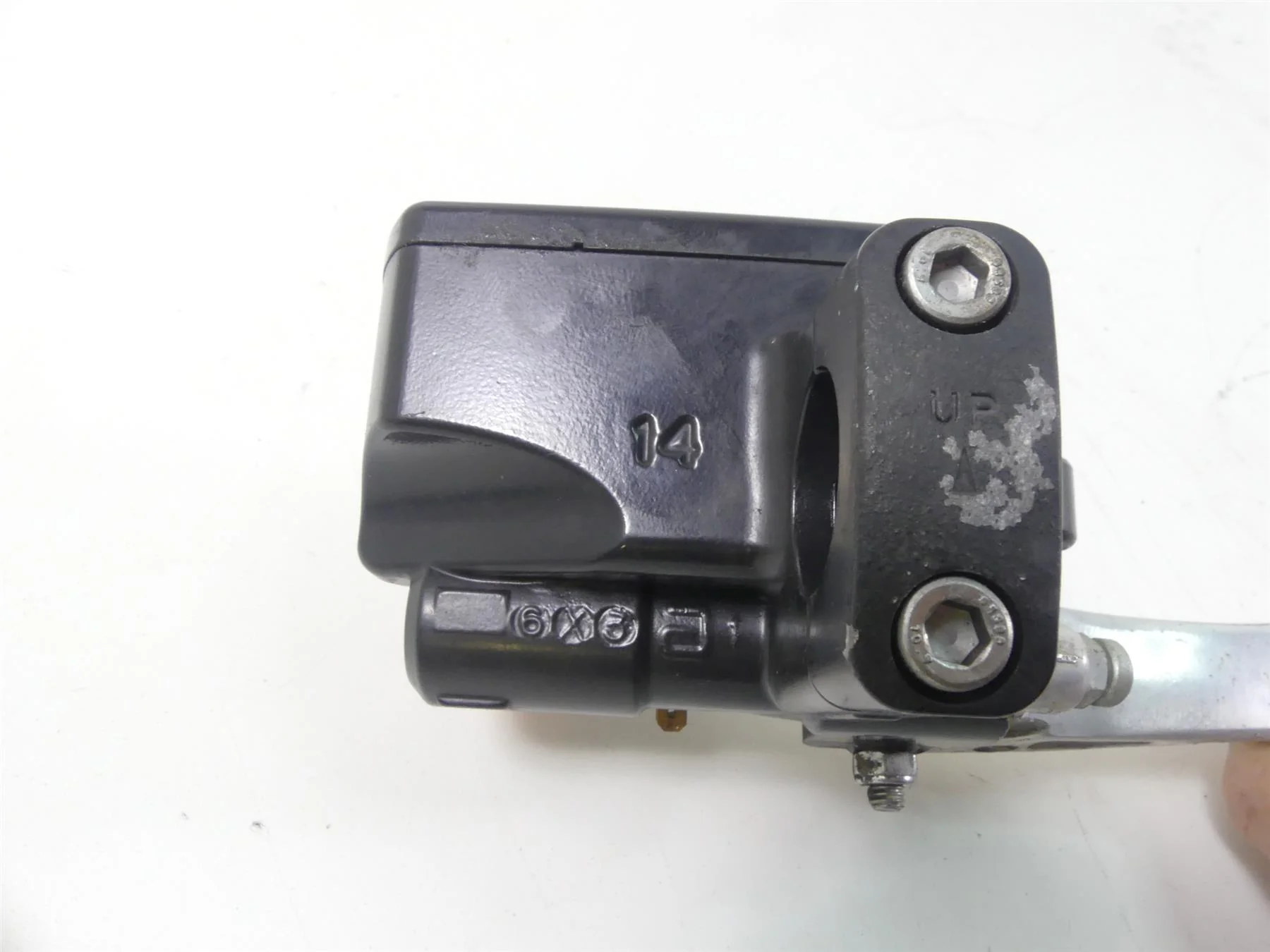 2007 Yamaha XVS1300 V-Star Front Brake Master Cylinder 14mm 3D8-25870-01-00 - Image 7