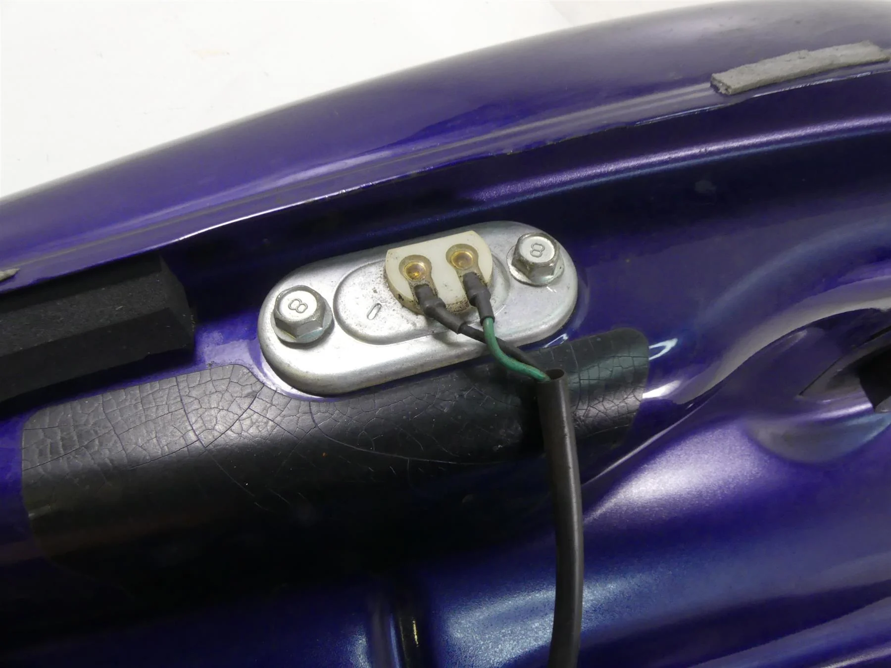 2007 Yamaha XVS1300 V-Star Fuel Gas Petrol Tank -Dent 3D8-YK241-00- - Image 11