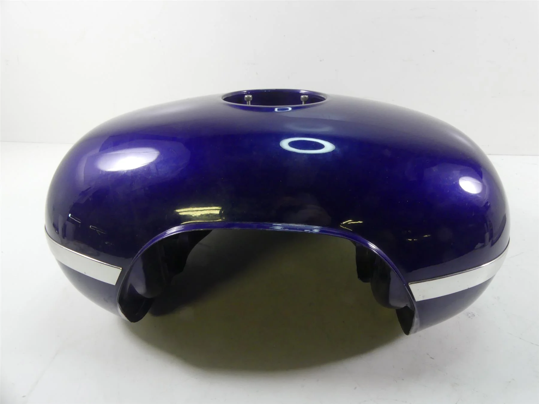2007 Yamaha XVS1300 V-Star Fuel Gas Petrol Tank -Dent 3D8-YK241-00- - Image 5