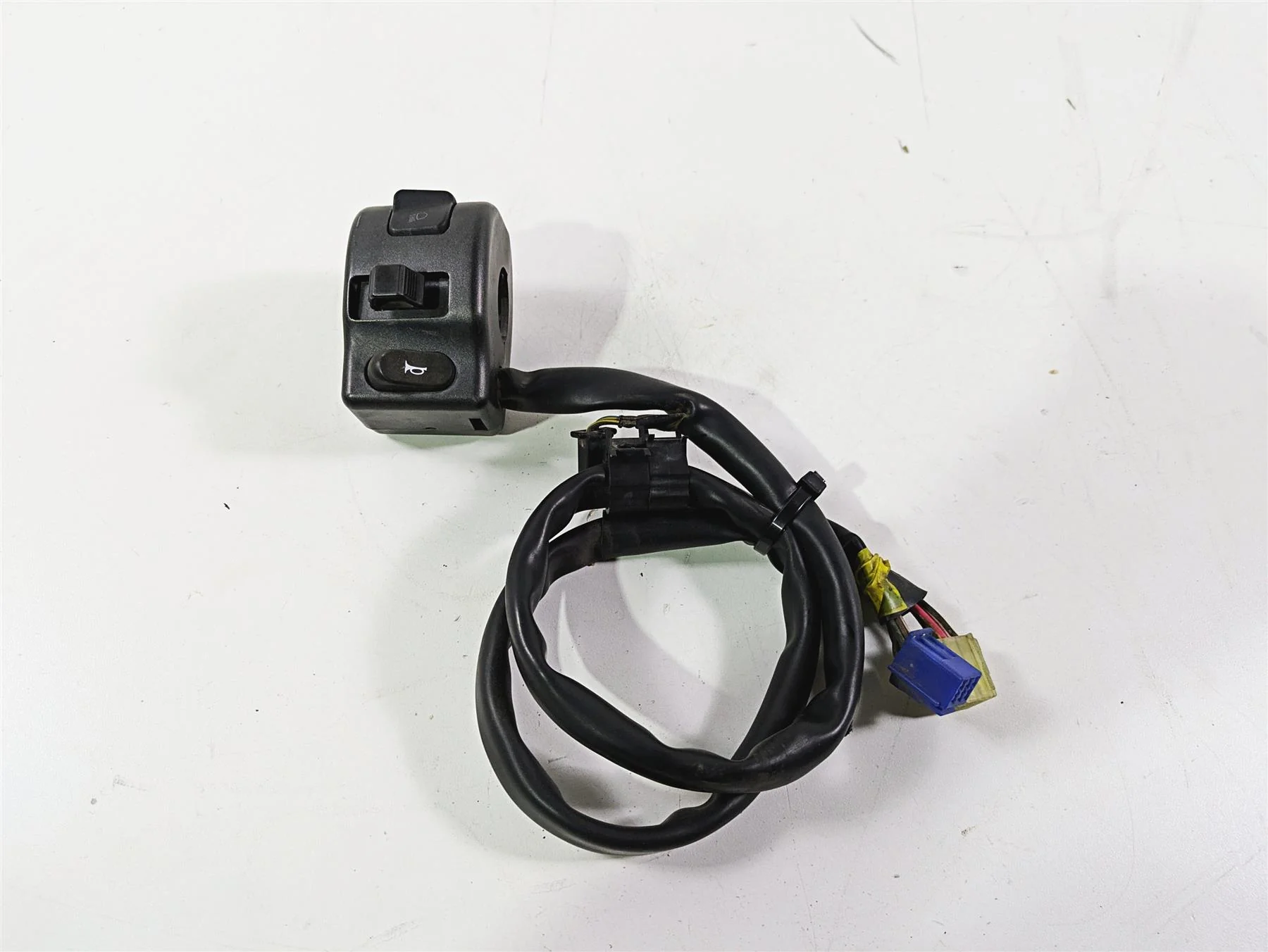 2007 Yamaha XVS1300 V-Star Left Hand Control Switch 3D8-83973-00-00