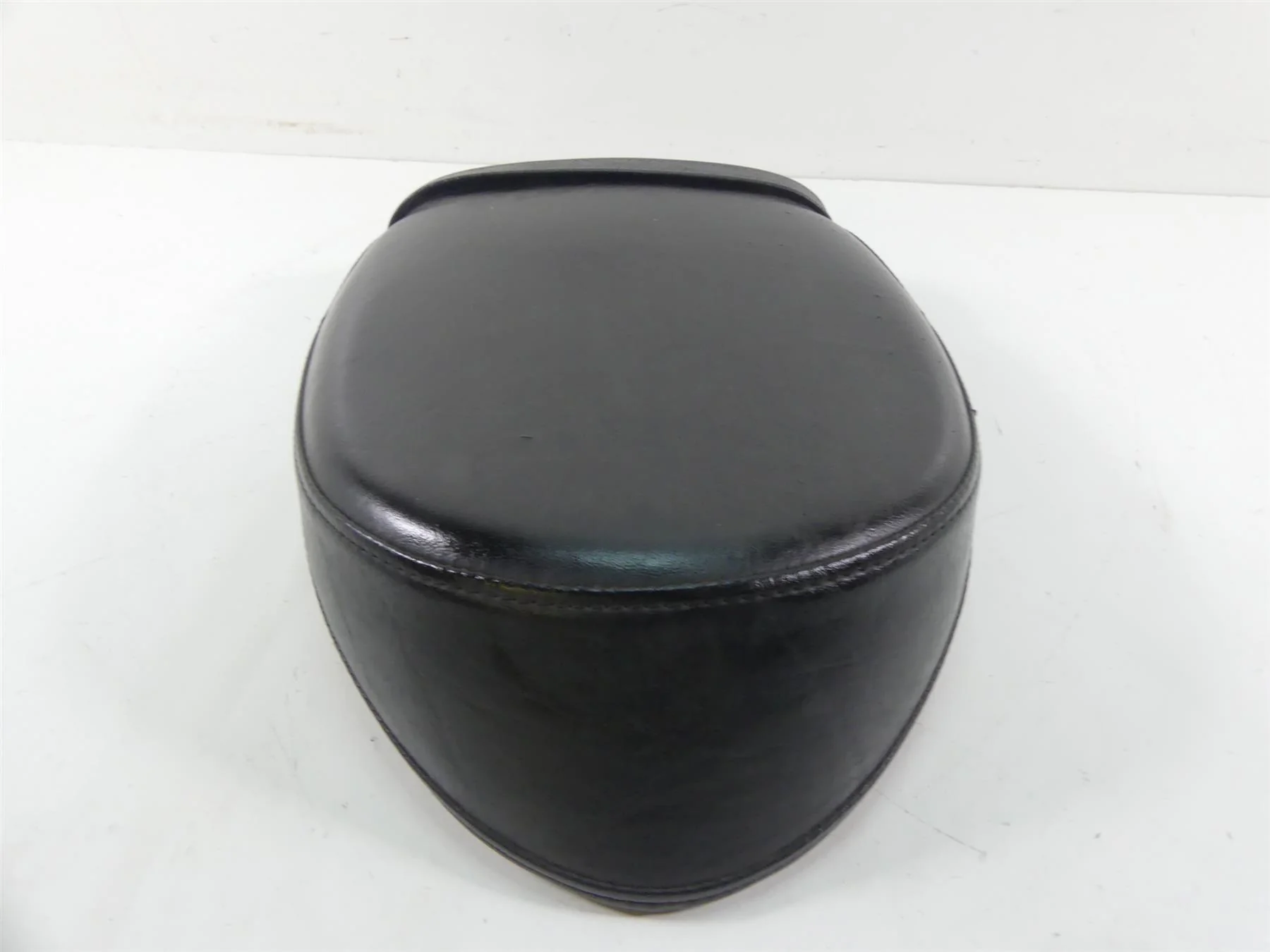 2007 Yamaha XVS1300 V-Star Rear Passenger Saddle Seat 3D8-24750-01-00 - Image 5