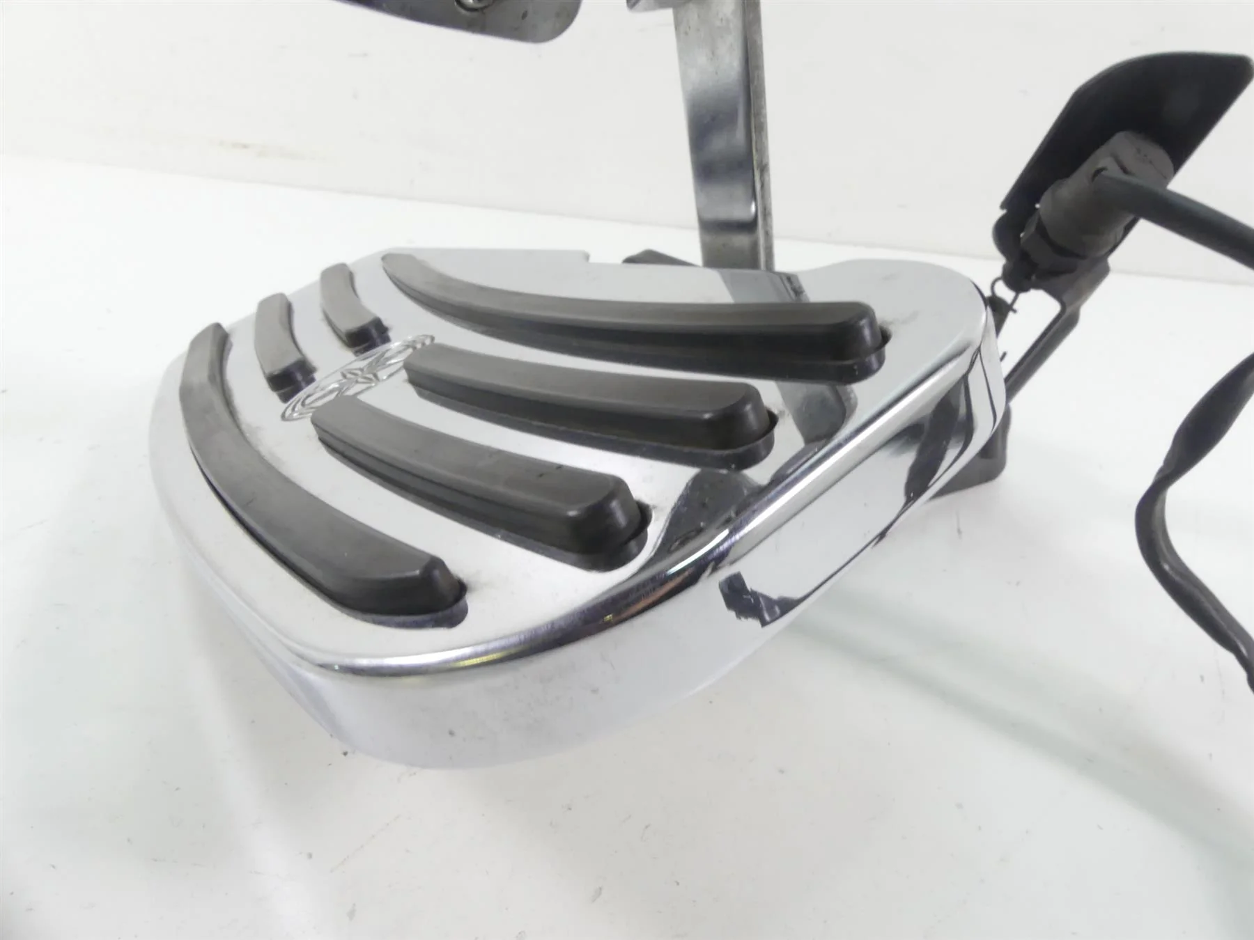 2007 Yamaha XVS1300 V-Star Right Floorboard Brake Pedal Set 3D8-27420-00-00 - Image 9