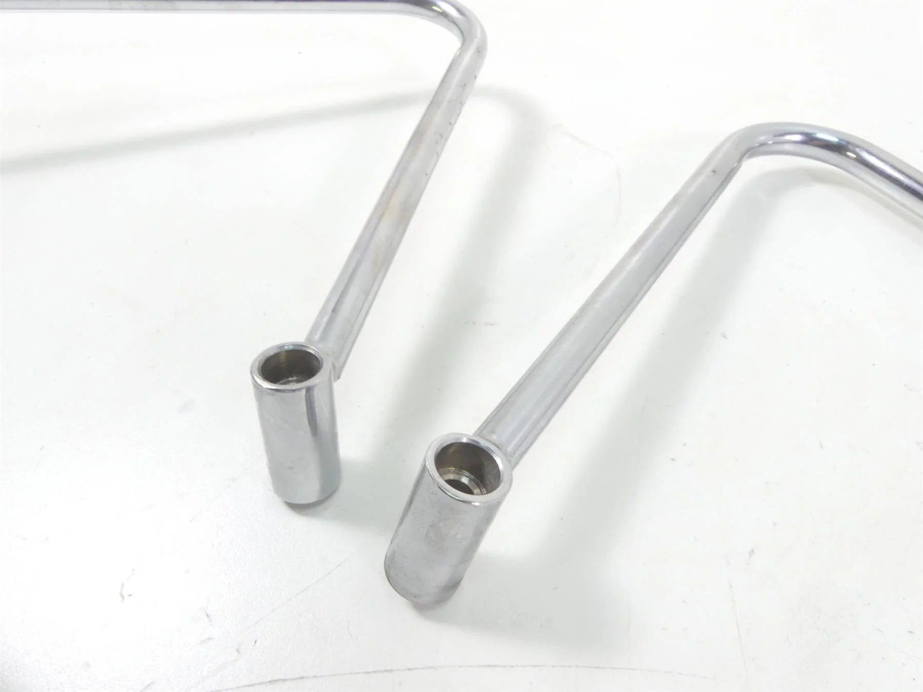 2007 Yamaha XVS1300 V-Star Saddlebag Holders Mounts Rails - Image 6